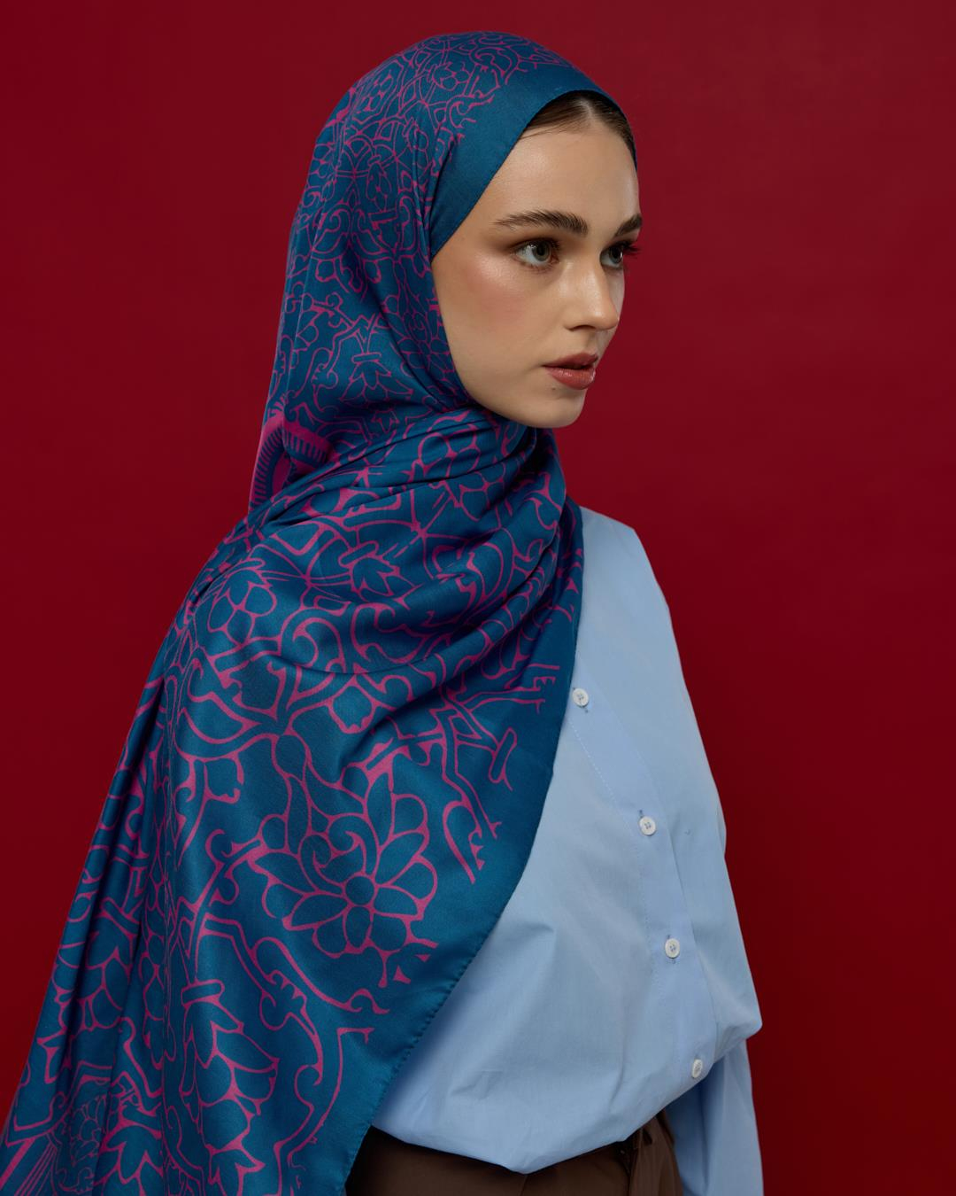 Çini Mavisi & Şakayık Pembesi Harem Rüyası Desen Şal