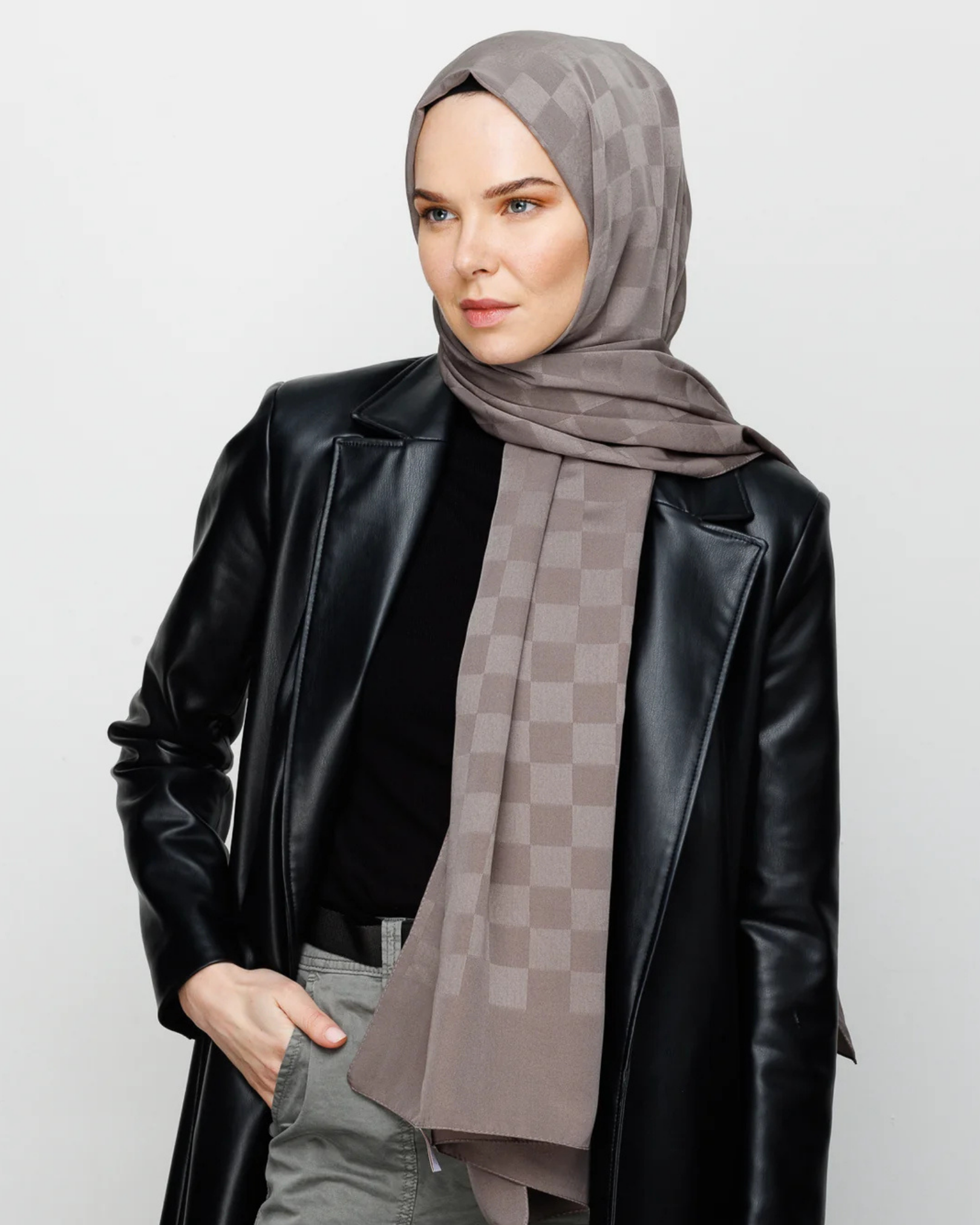 Gri Dama Desen İpeksi Jakar Şal