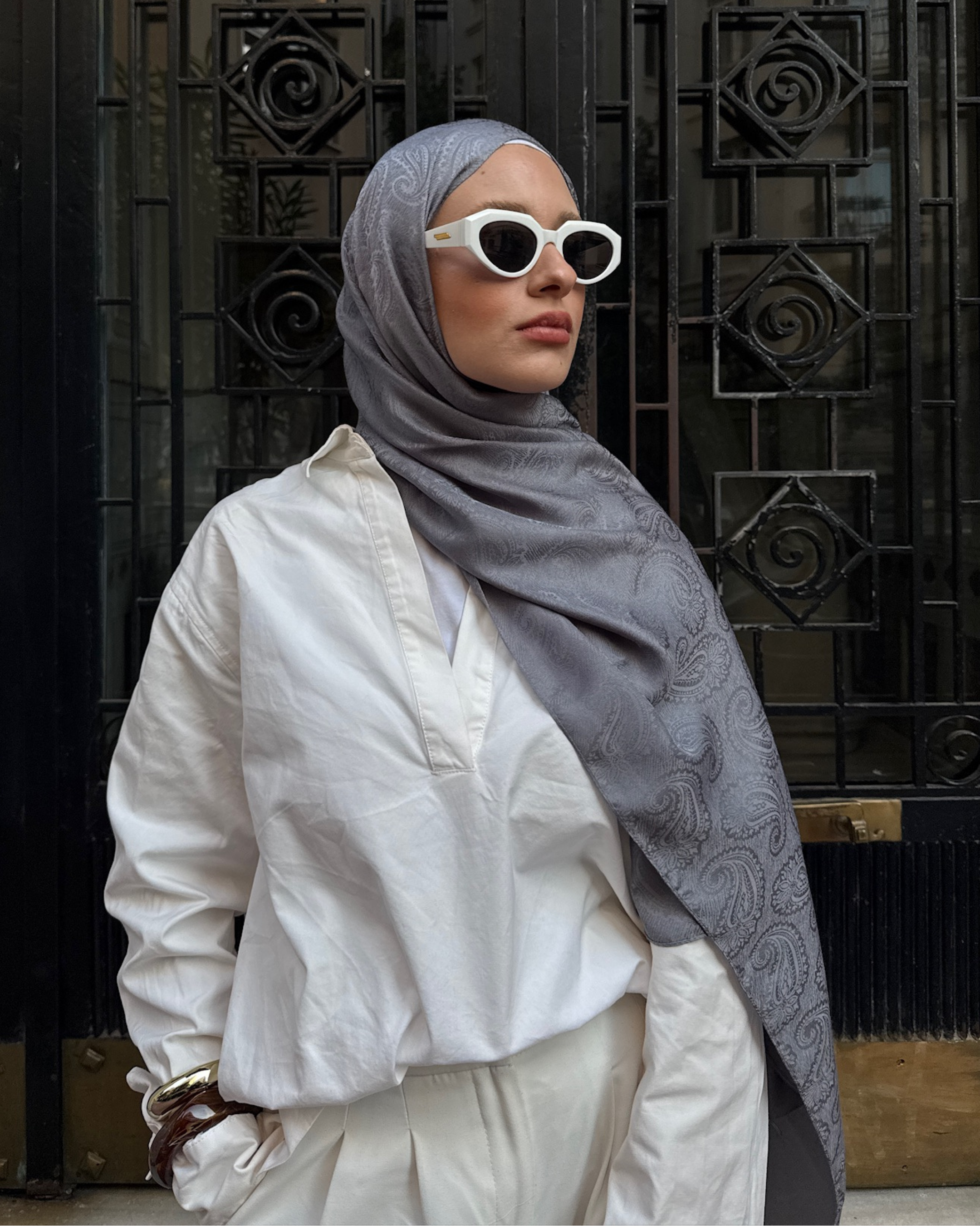 Gri Rumi Desen Jakar Şal