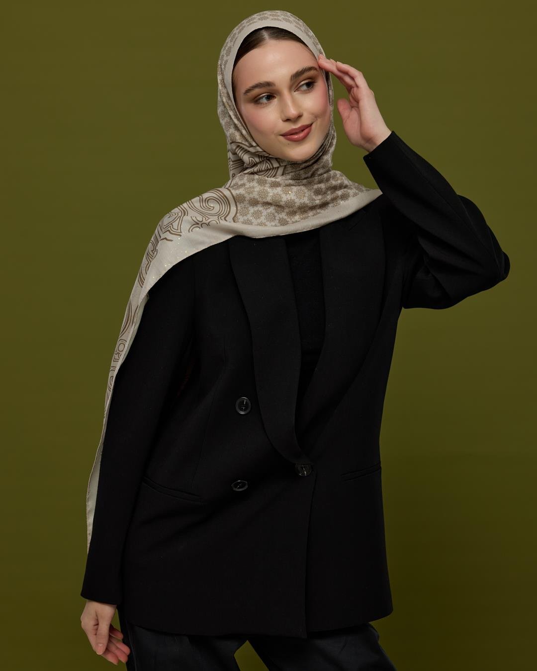 Krem & Toprak Bala Hatun Desen Işıltılı Şal