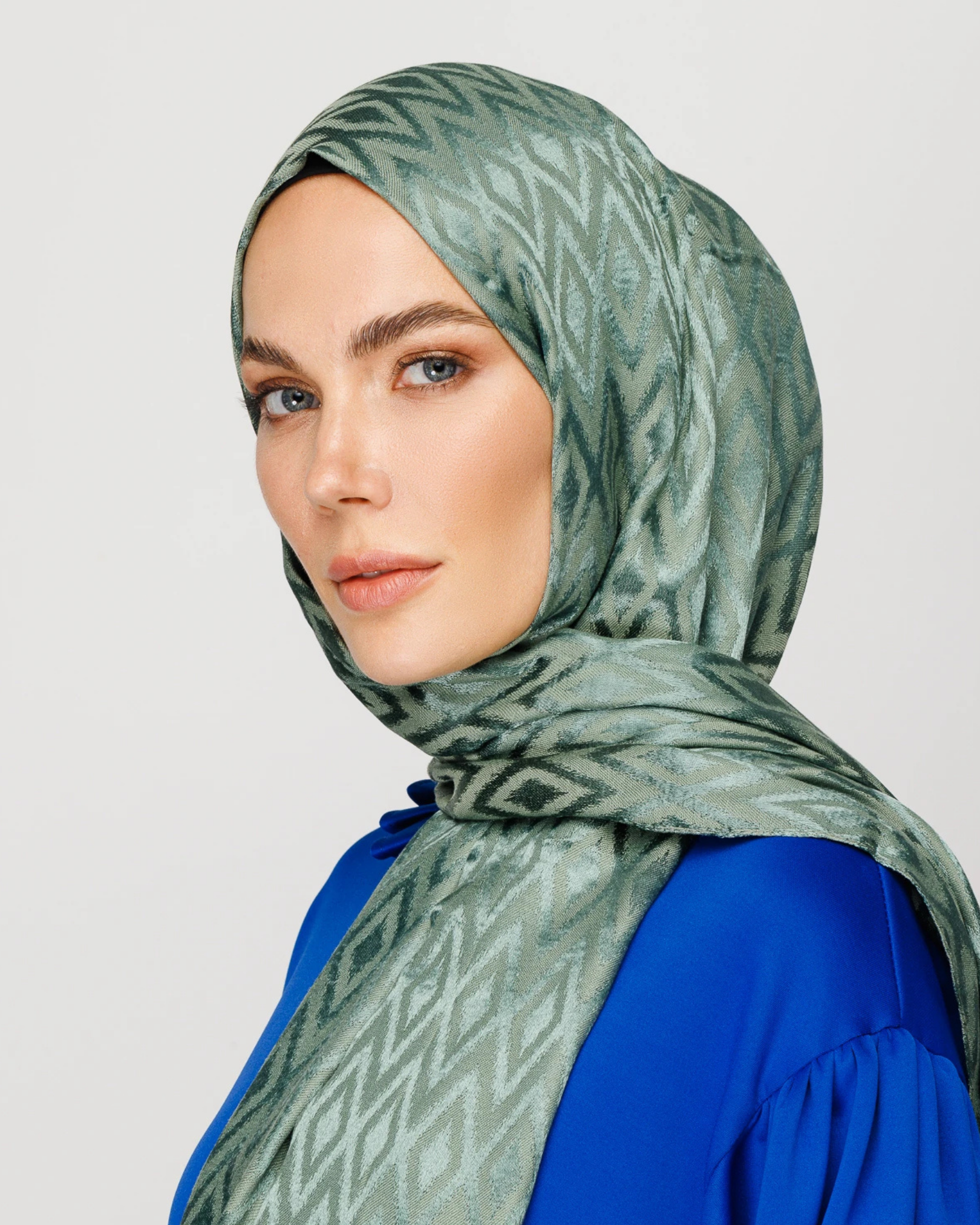 Küf Yeşili Karo Desen Parlak Jakar Şal