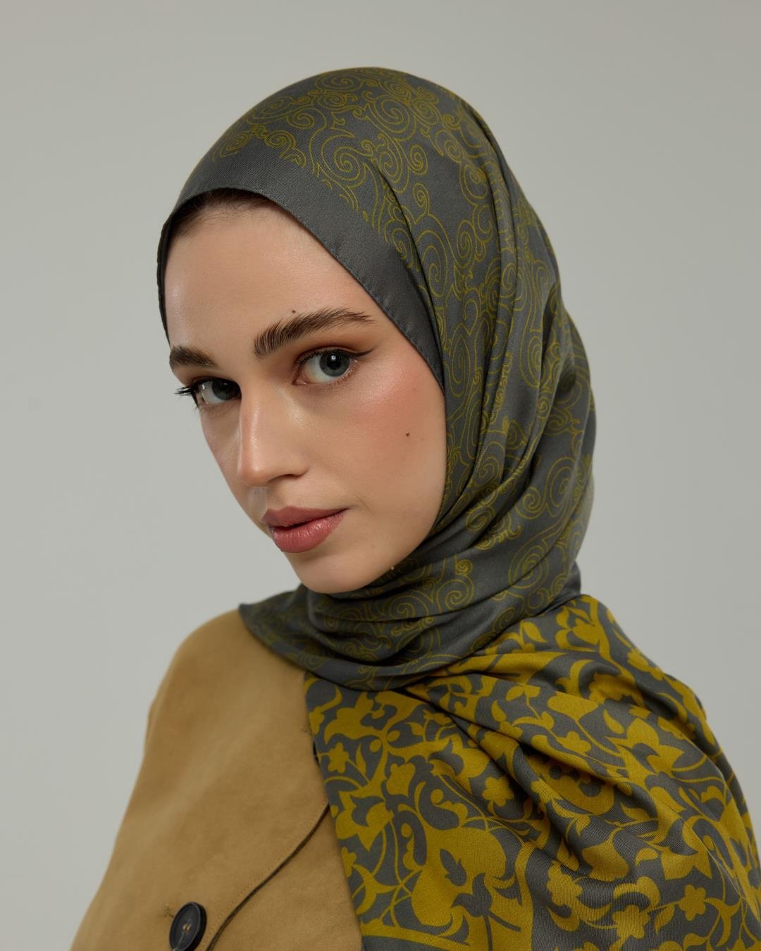 Kurşun Gri & Hasat Sarısı Saraylı Desen Şal