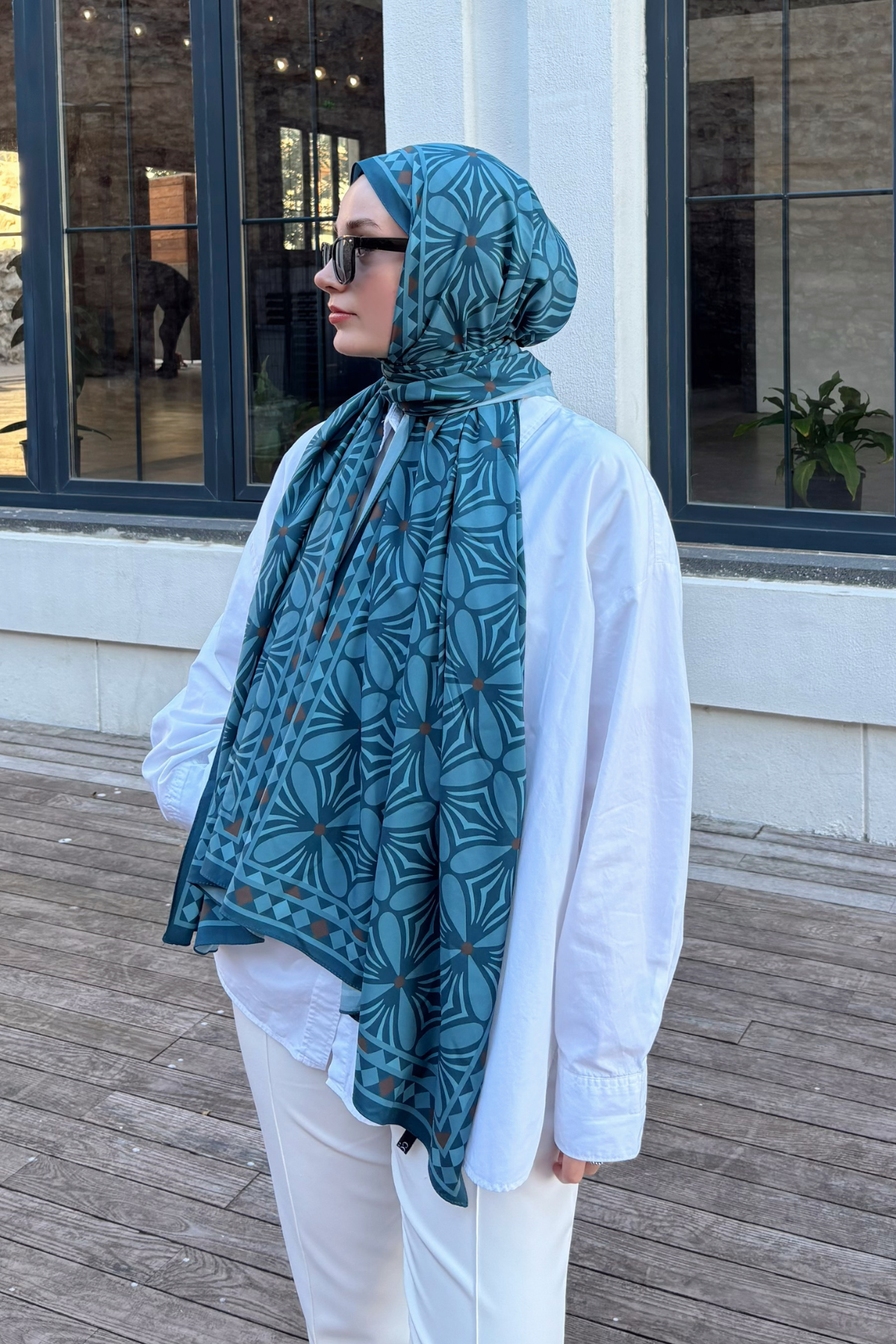 Petrol Yonca Desen Pamuk Vual Şal