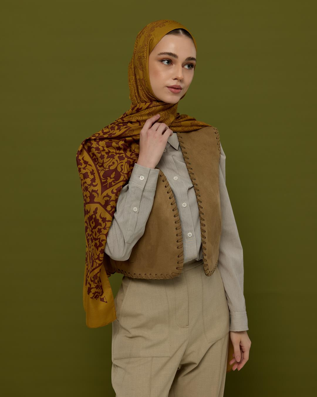 Saf Altın & Tarçın Rüzgarı Saraylı Desen Şal