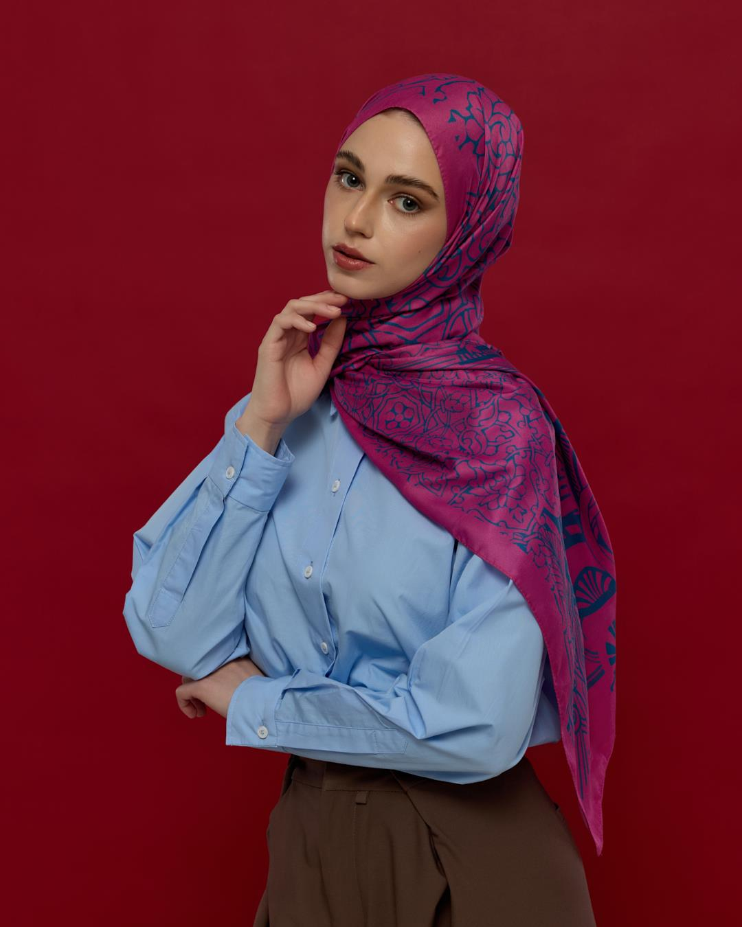 Şakayık Pembesi & Çini Mavisi Harem Rüyası Desen Şal