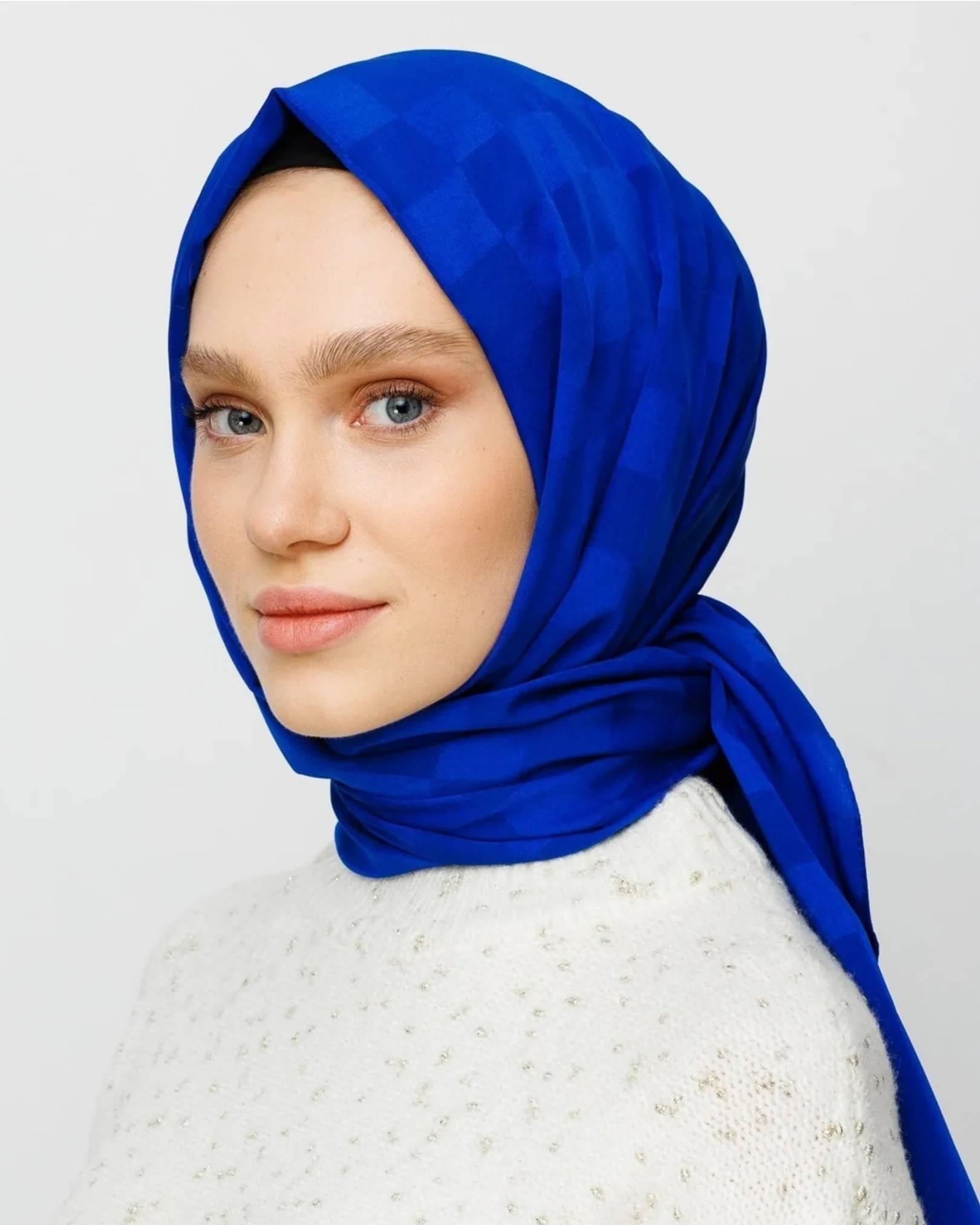 Saks Mavi Dama Desen İpeksi Jakar Şal