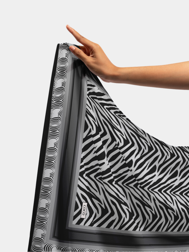 Siyah Zebra Desen İpek Şal