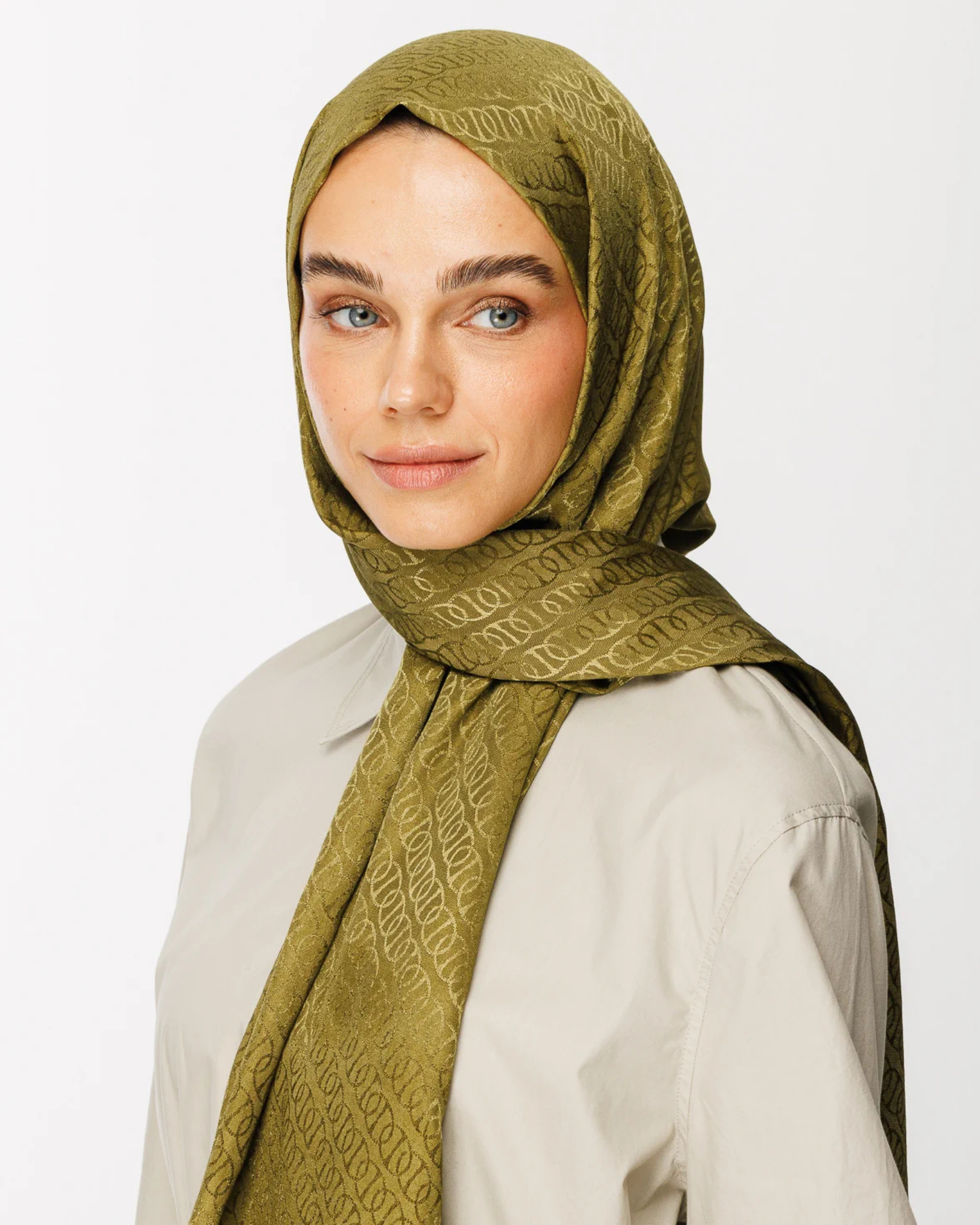 Soft Yeşil Forever Desen Parlak Jakar Şal