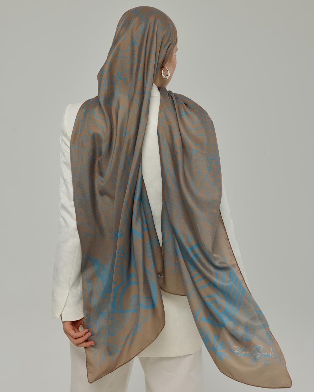 Tarçın Dumanı & Çakıl Mavisi Harem Rüyası Desen Şal