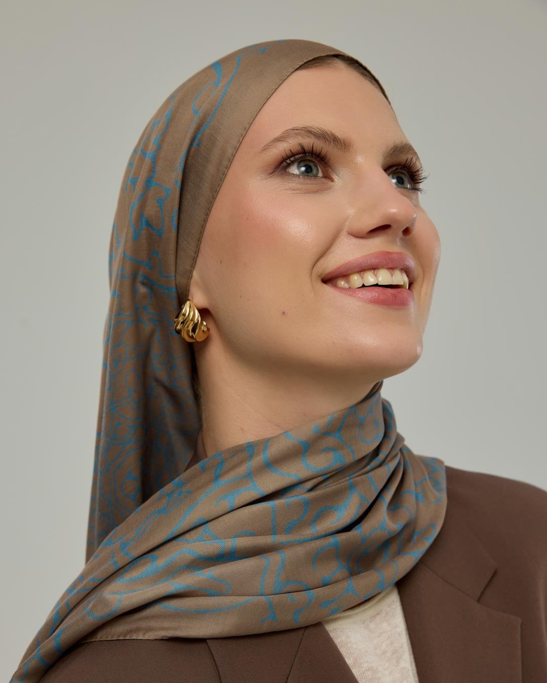 Tarçın Dumanı & Çakıl Mavisi Harem Rüyası Desen Şal