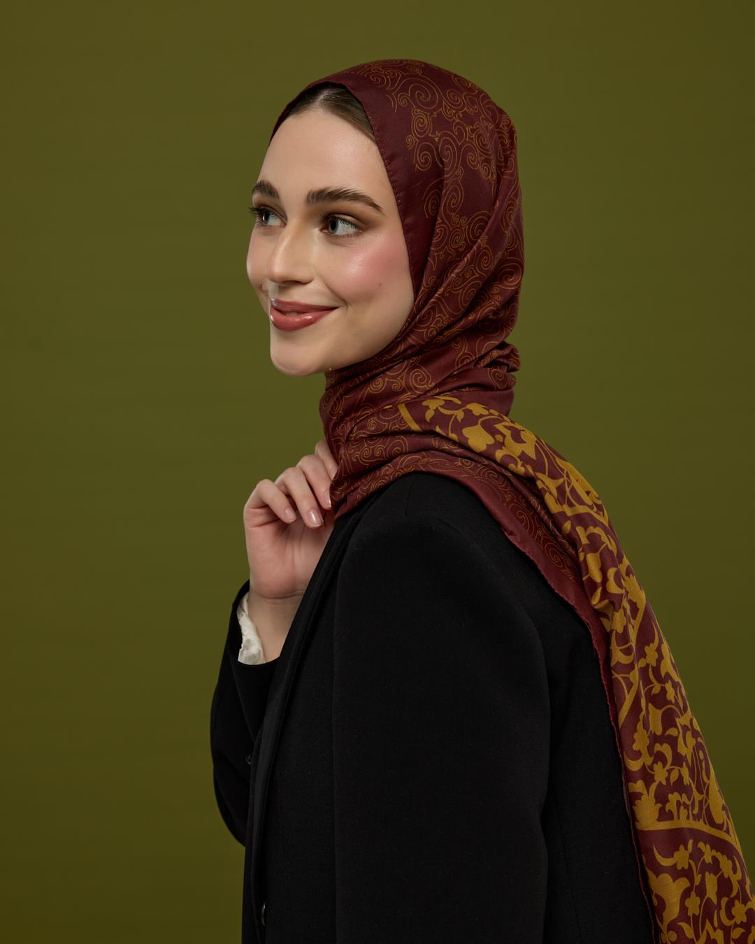 Tarçın Rüzgarı & Saf Altın Saraylı Desen Şal