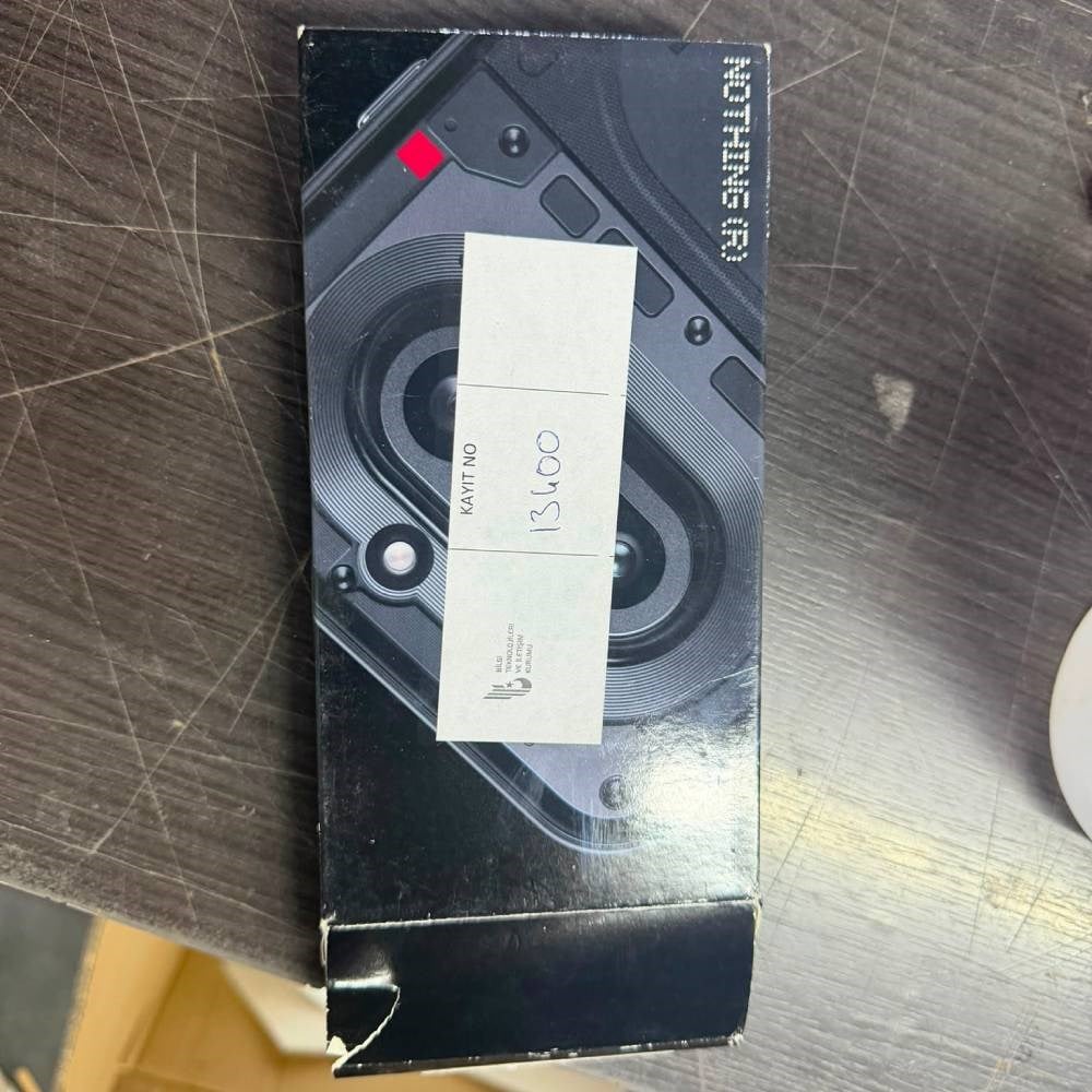 Nothing Phone (4a) Siyah 8 GB 256 GB (Outlet)