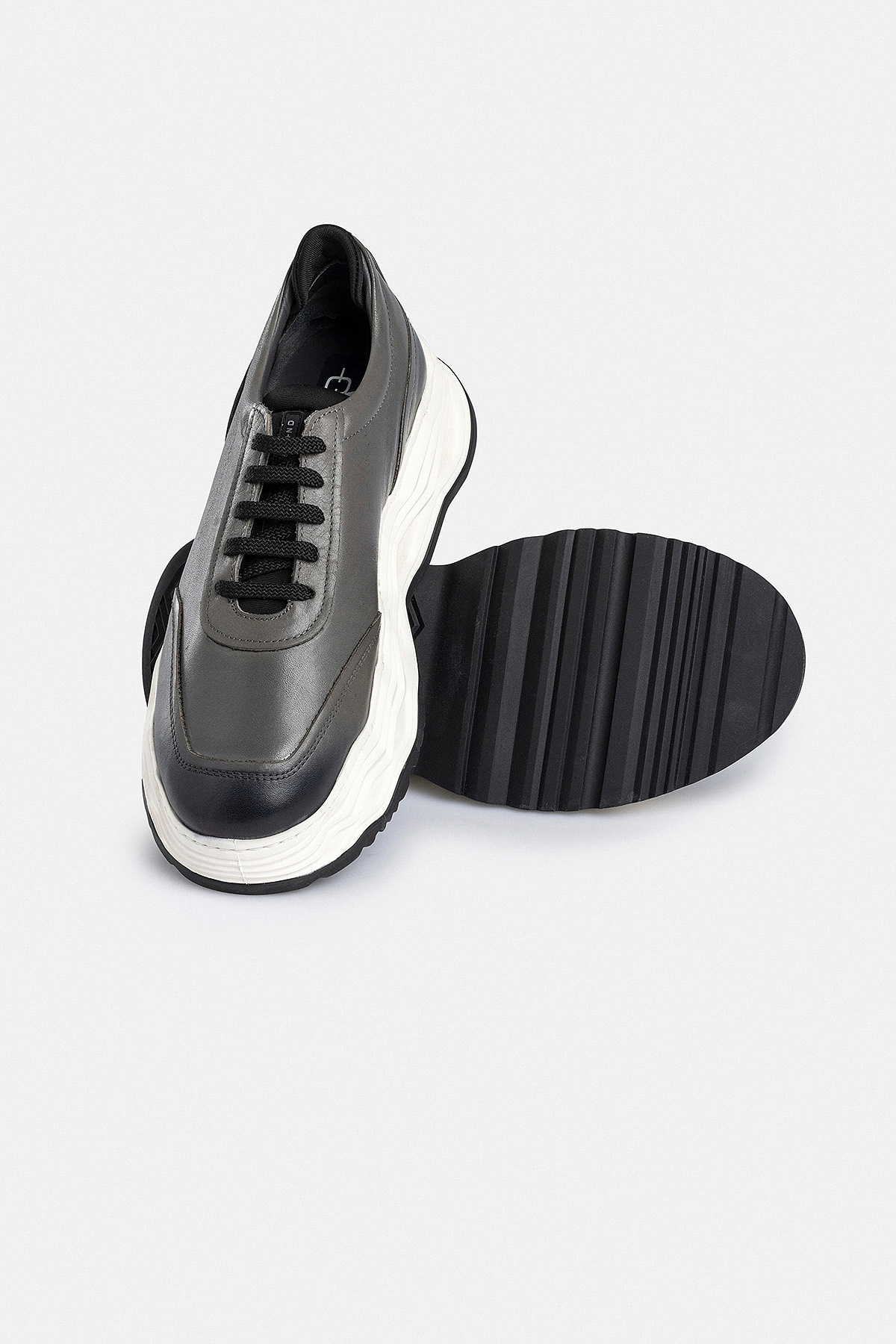 %100 Deri Esnek Tabanlı Gri Erkek Sneaker Ayakkabı