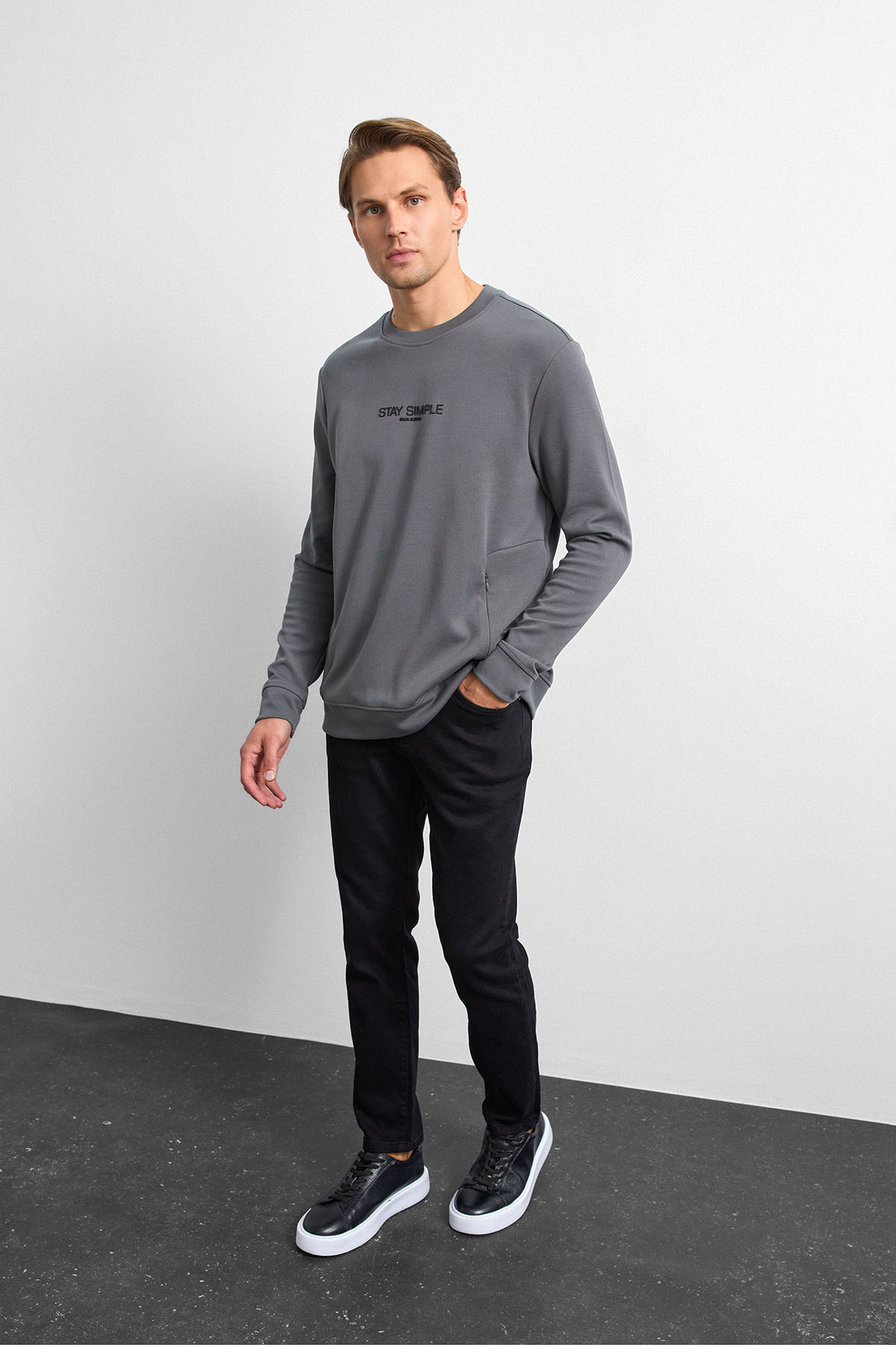 Antrasit Bisiklet Yaka Gizli Fermuarlı Sweatshirt