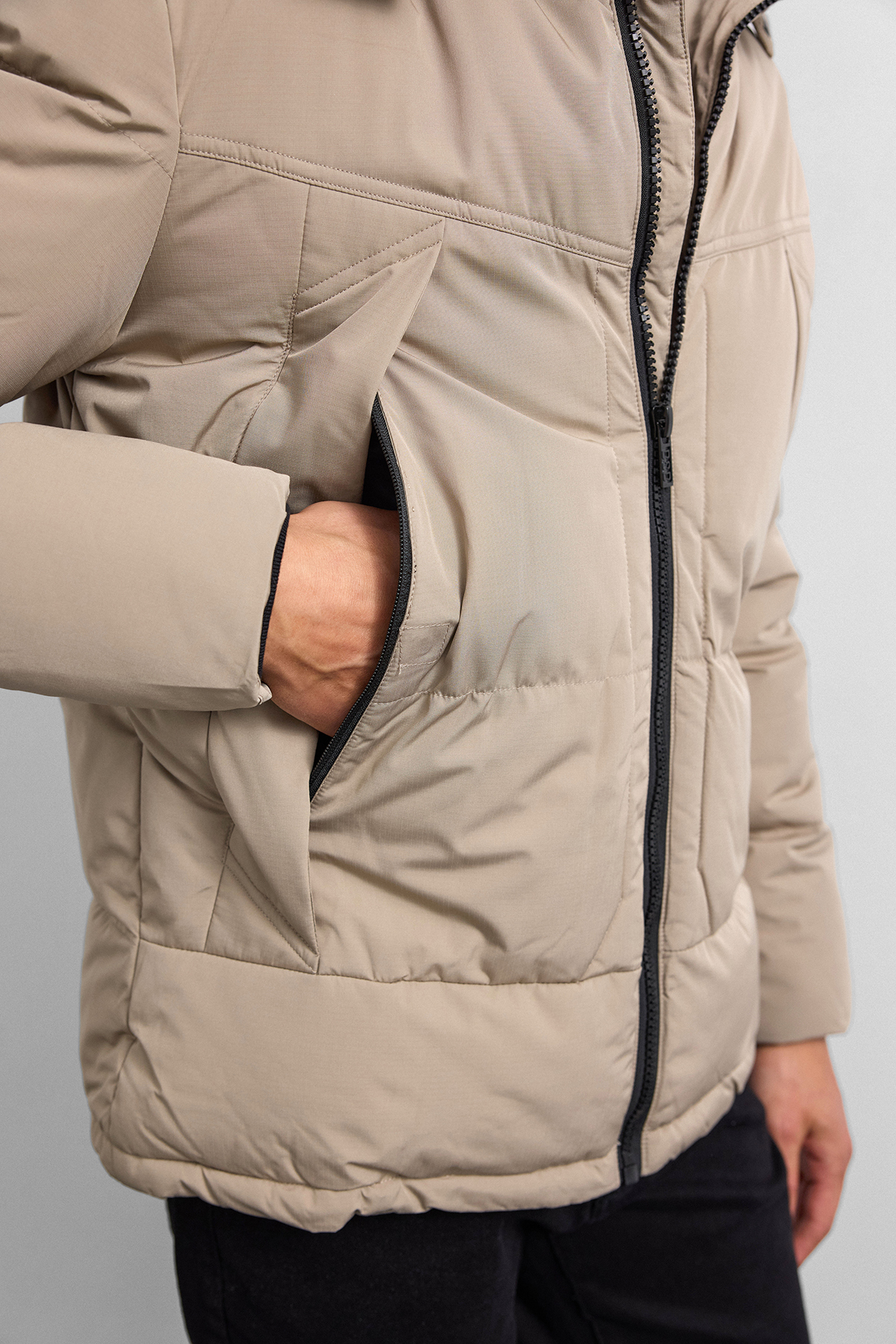 Bej Relaxed Fit Puffer Mont