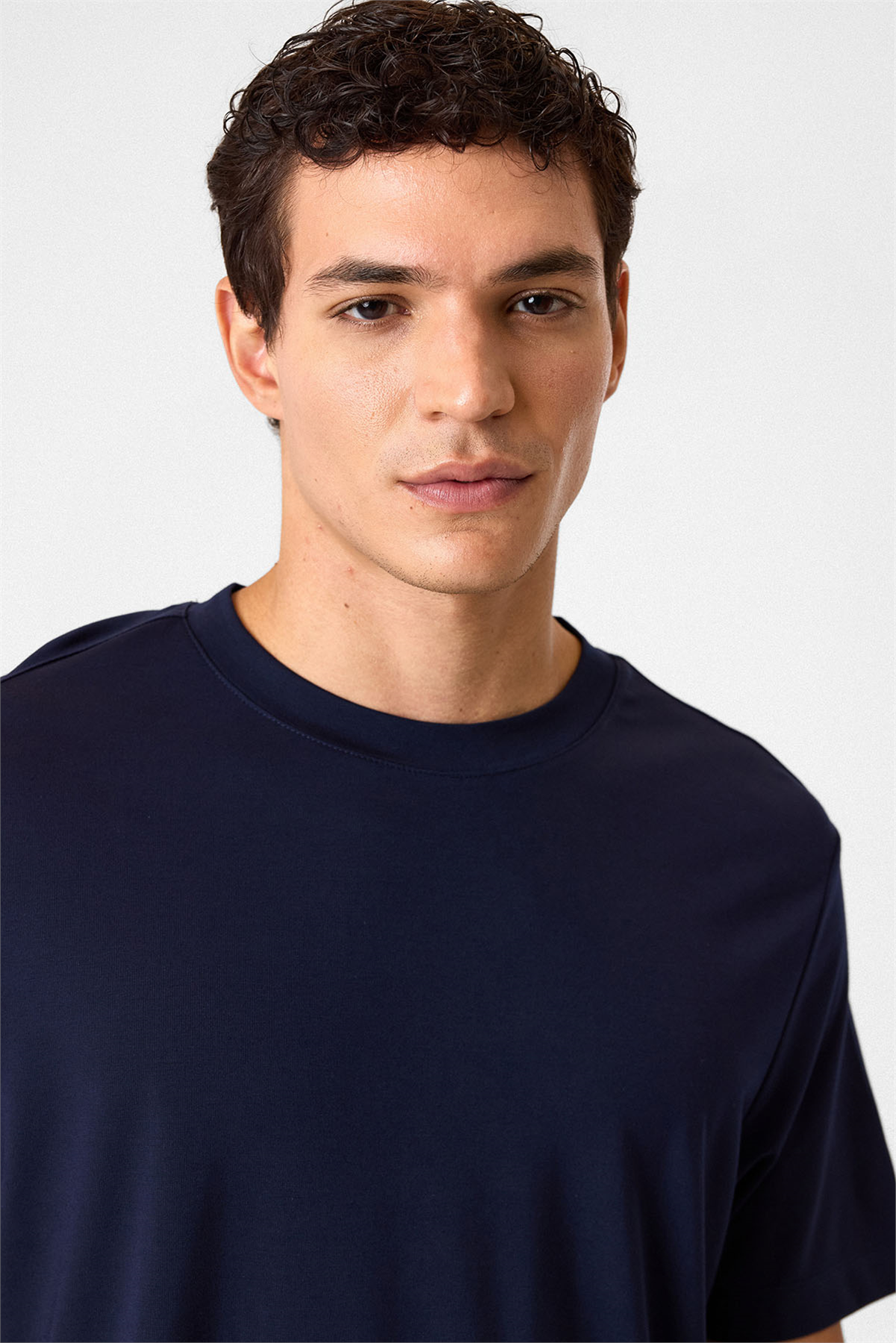 BİS YAKA TSHIRT