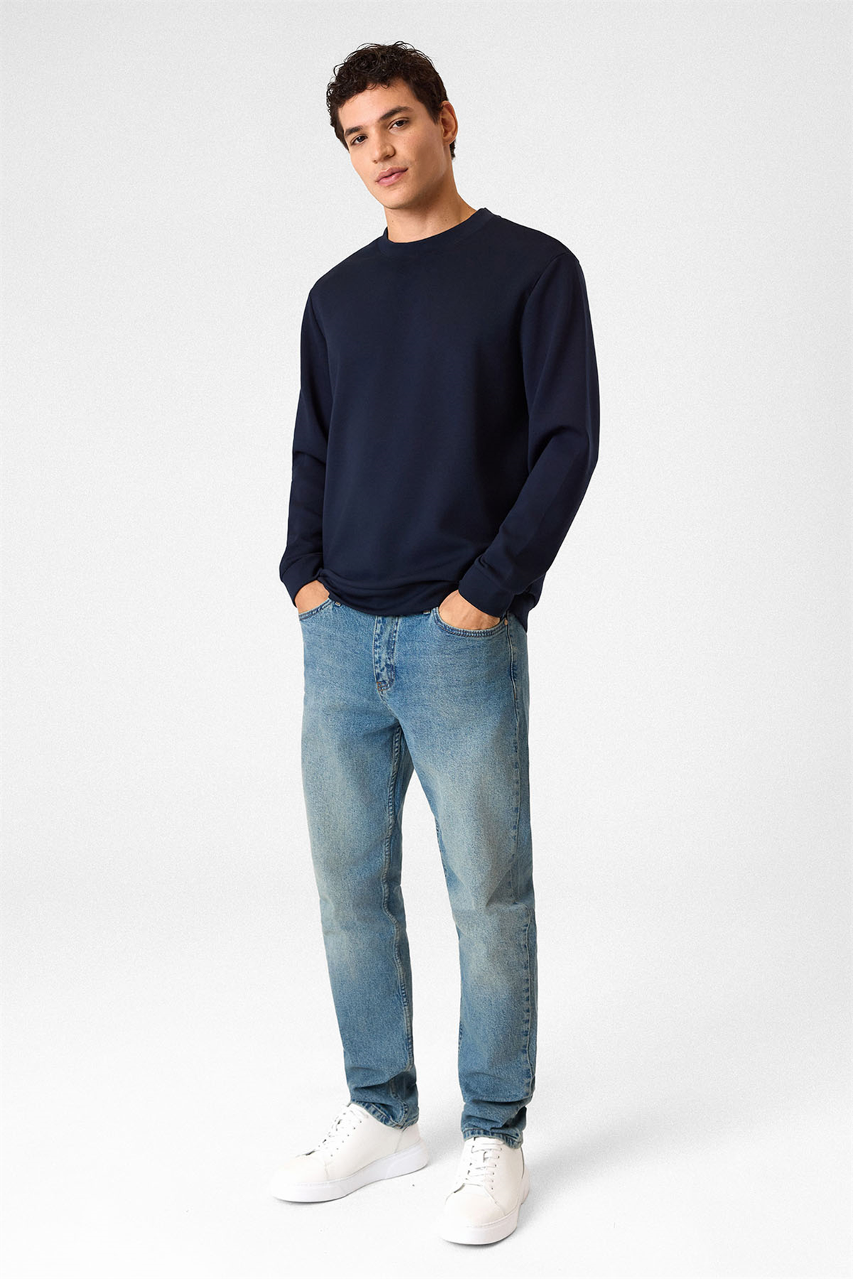 Bisiklet Yaka Lacivert Sweatshirt