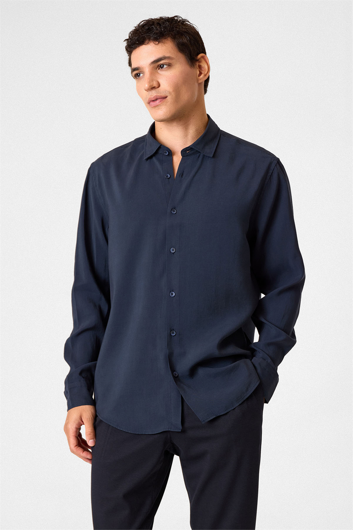 Comfort Fit Lacivert Uzun Kollu Gömlek