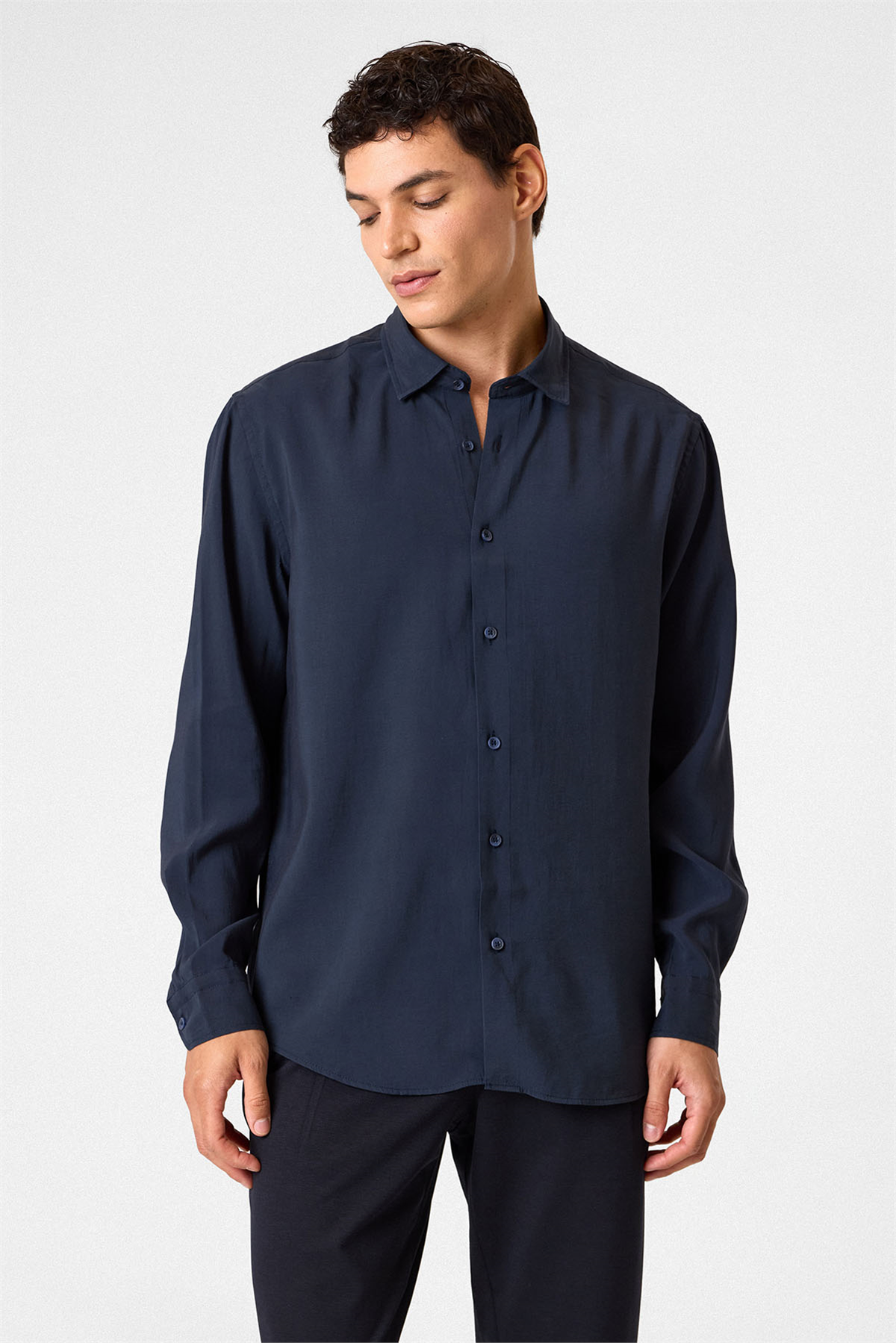 Comfort Fit Lacivert Uzun Kollu Gömlek