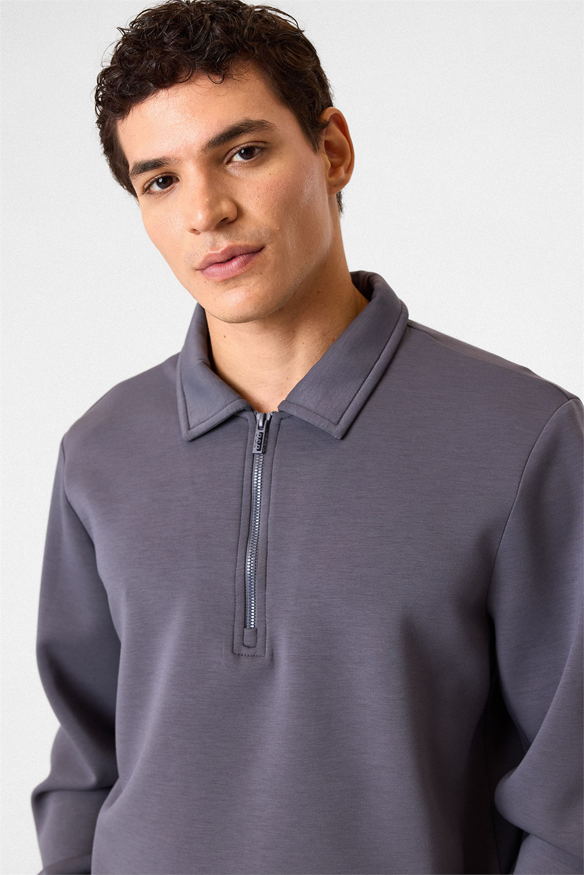 POLO YAKA YARIM FGERMUARLI SWEAT