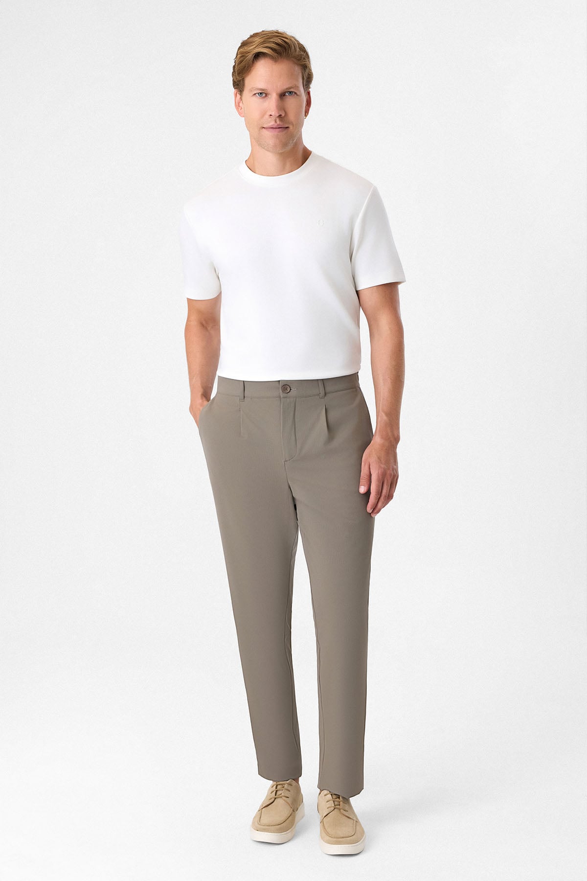 Regular Fit Beyaz Basic Tişört