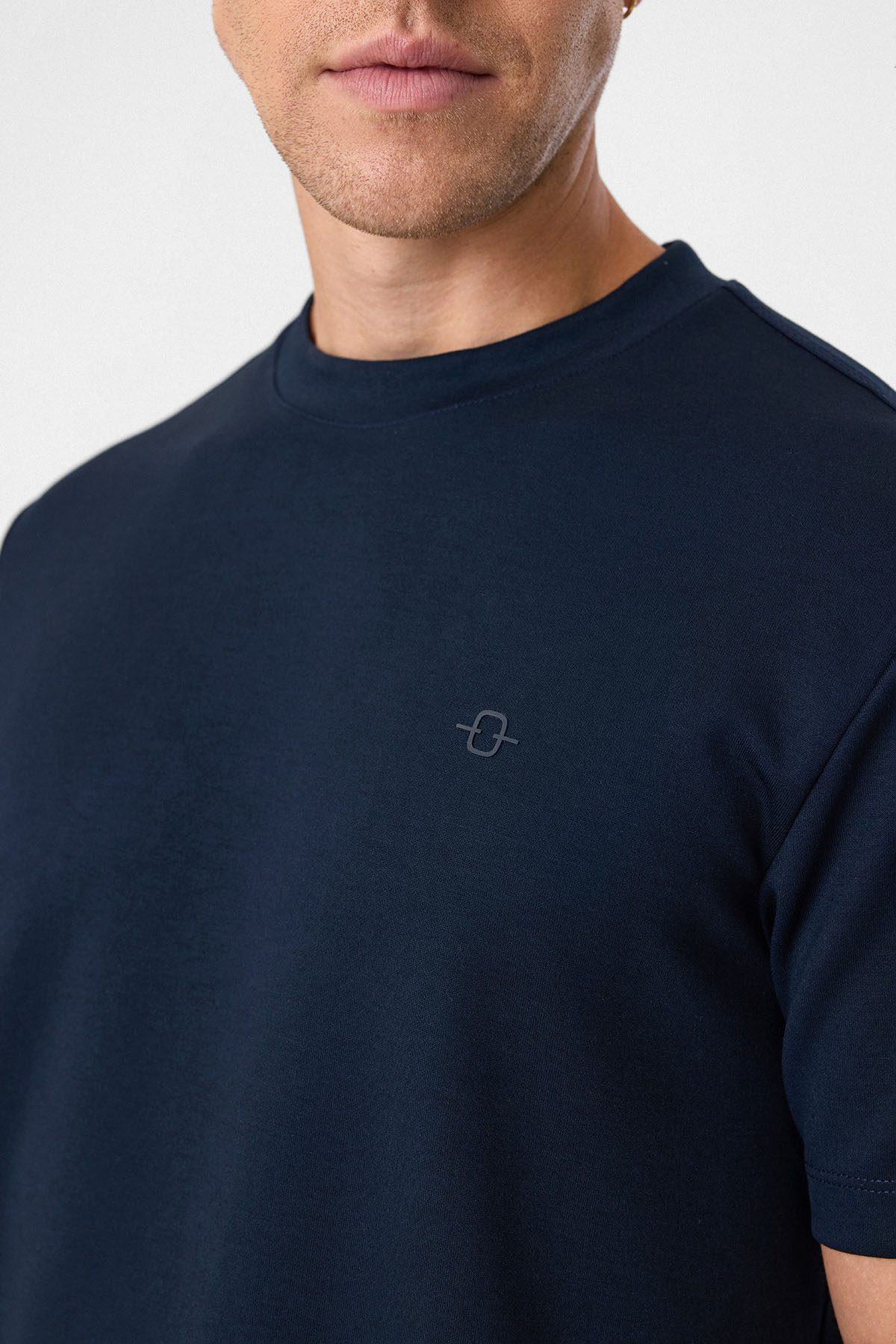 Regular Fit Bisiklet Yaka Lacivert Tişört
