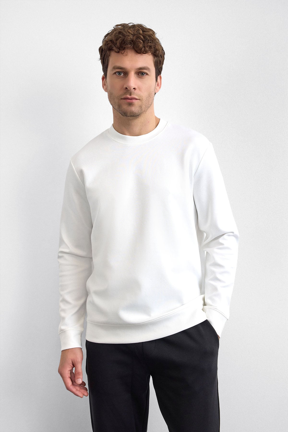 REGULAR FIT BİSİKLET YAKA SWEAT