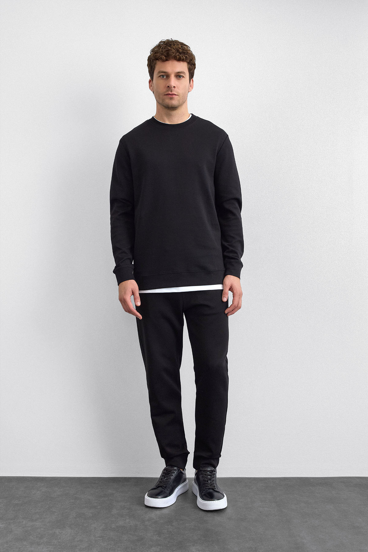 REGULAR FIT BİSİKLET YAKA SWEAT