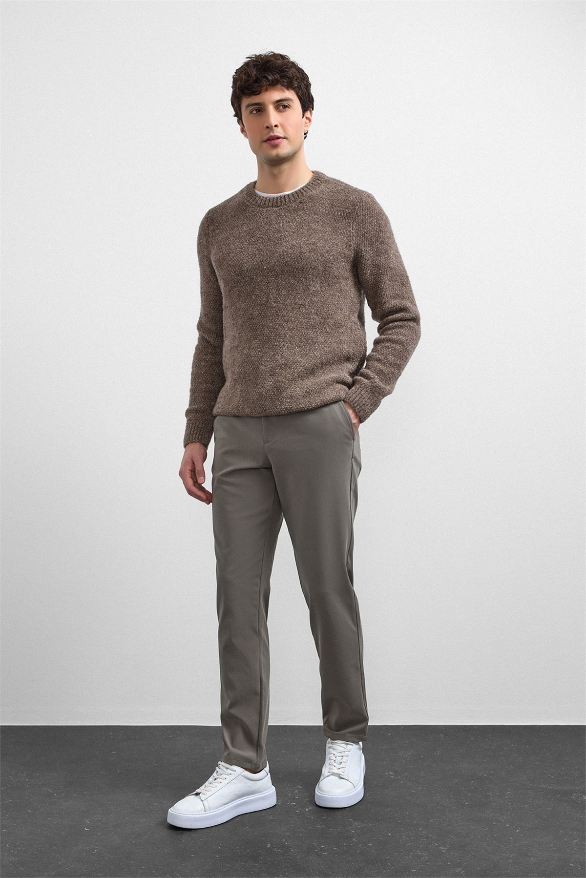 REGULAR FIT BİSİKLET YAKA TRIKO KAZAK