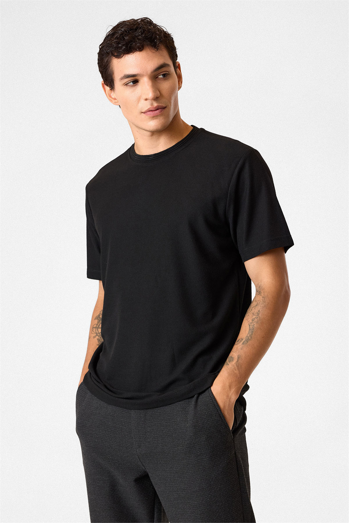 REGULAR FIT BISIKLET YAKA TSHIRT