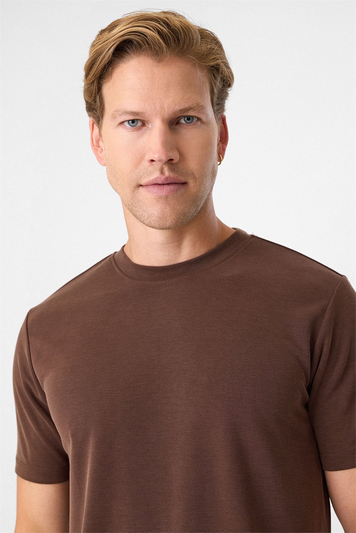 REGULAR FIT BISIKLET YAKA TSHIRT
