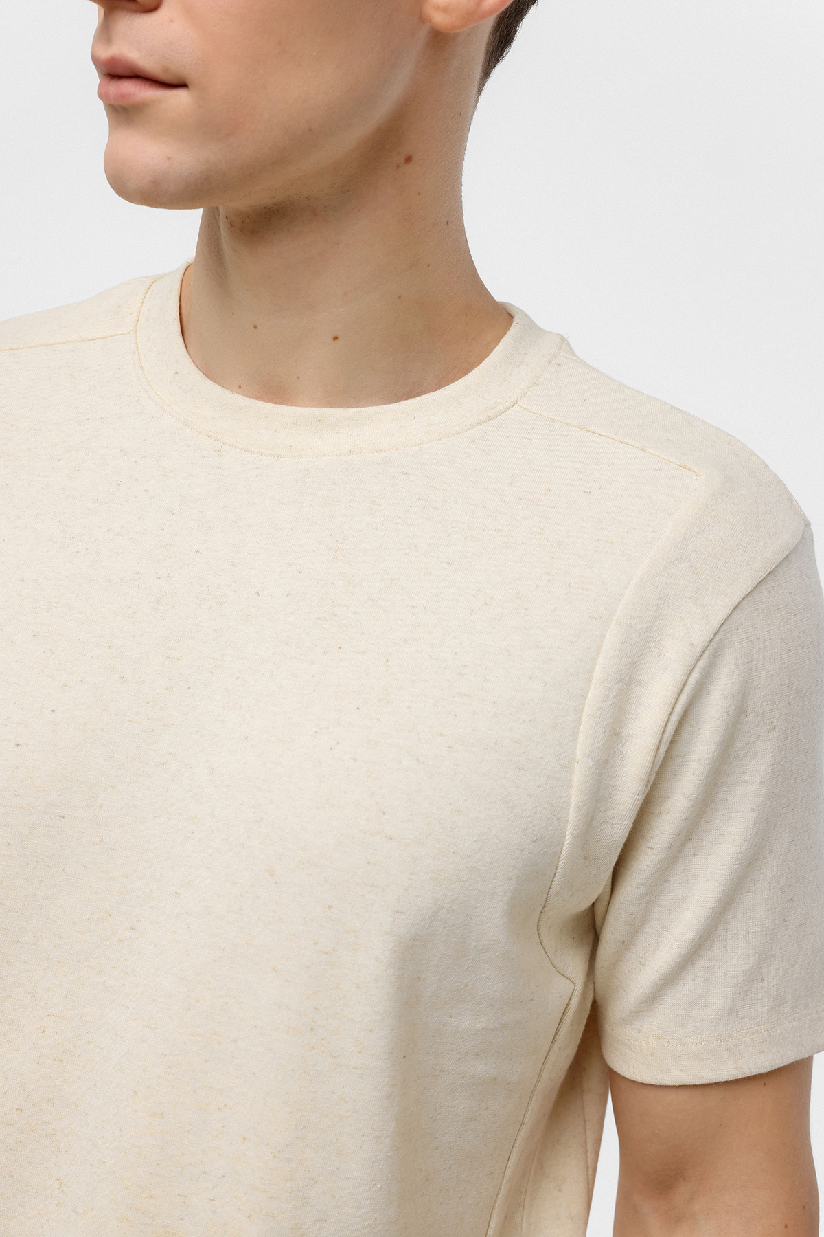 REGULAR FIT BİSİKLET YAKA TSHIRT
