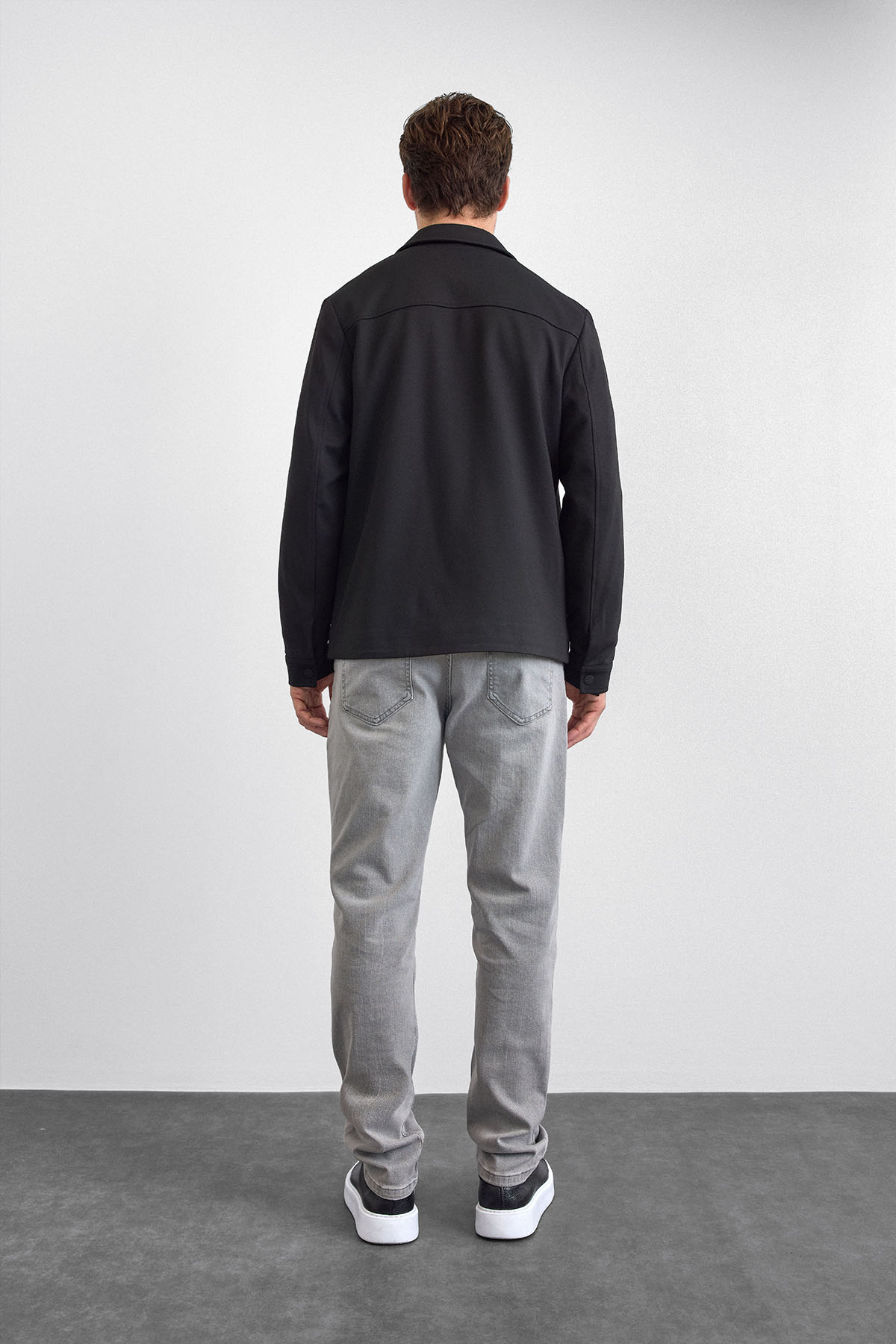 REGULAR FIT DIAGONEL JAKARLI ÖRME MONT