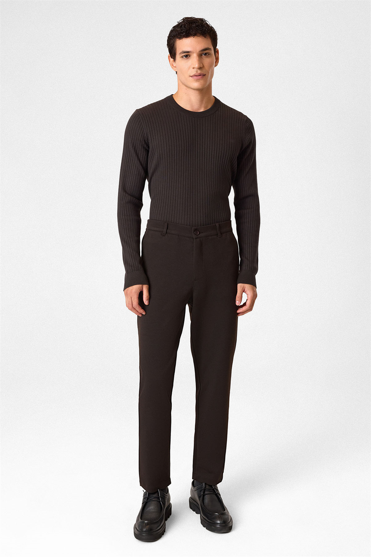 Regular Fit Diagonel Kahve Jogger Pantolon