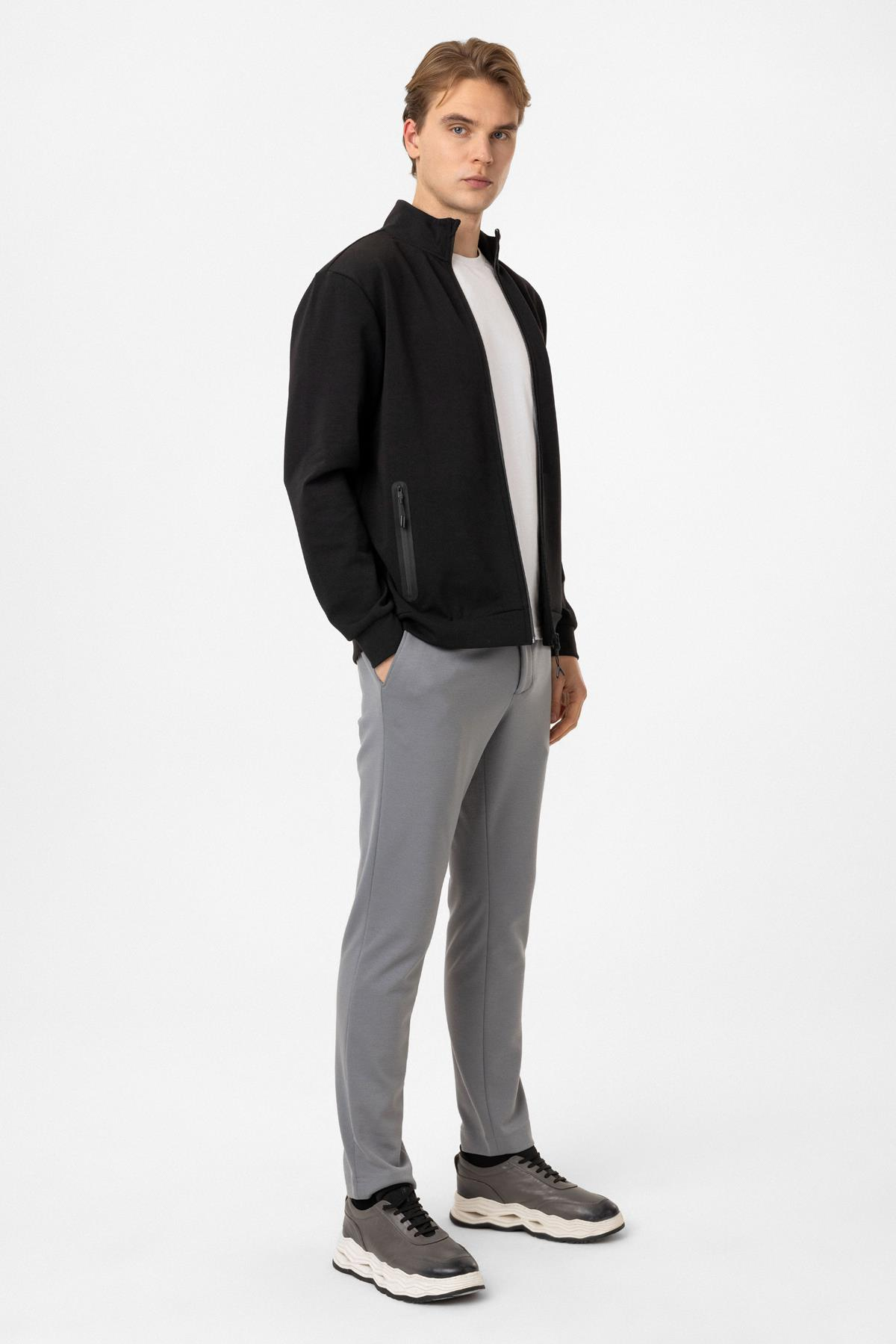 Regular Fit Dik Yaka Fermuarlı Sweatshirt
