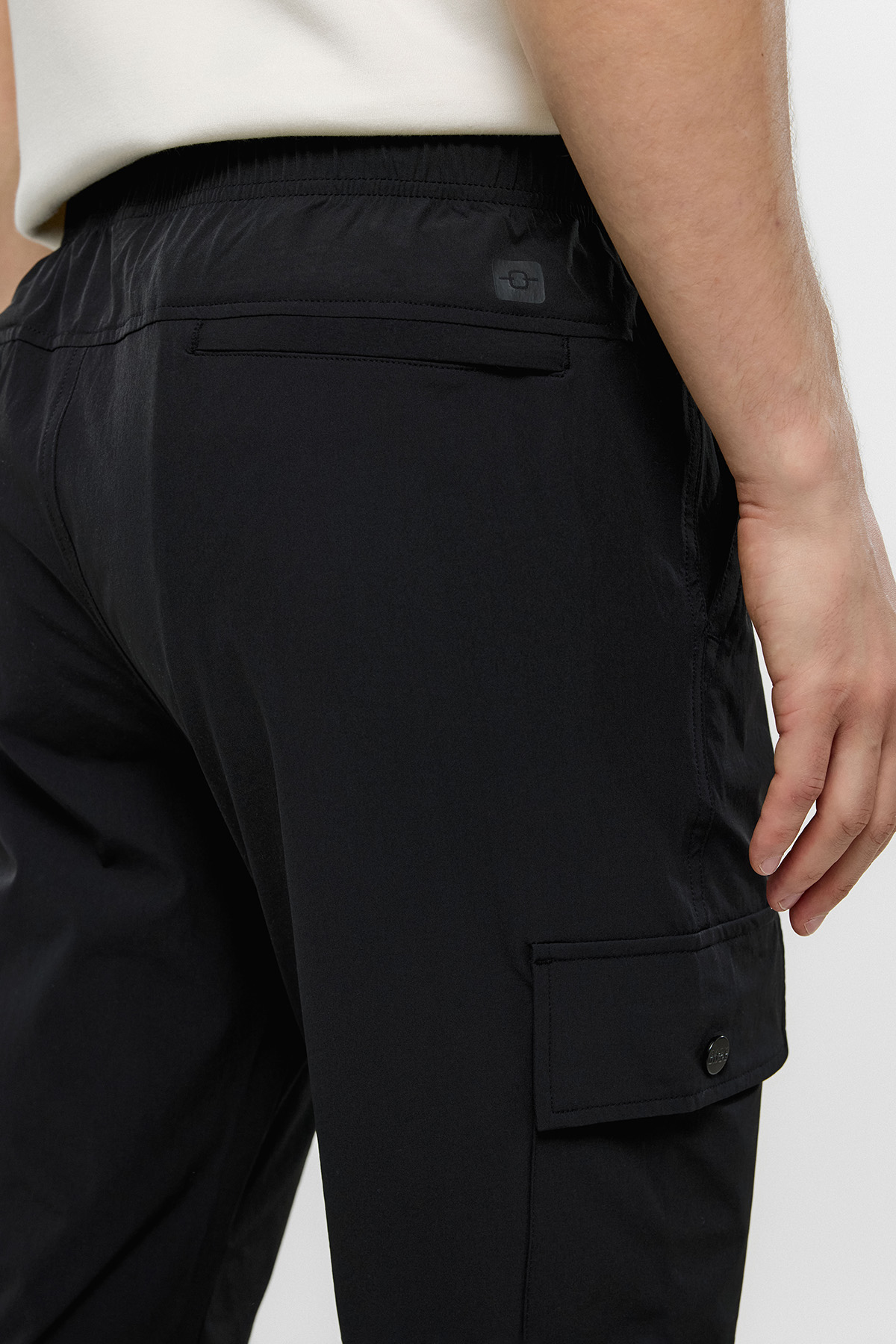 REGULAR FIT DOKUMA JOGGER PANTOLON