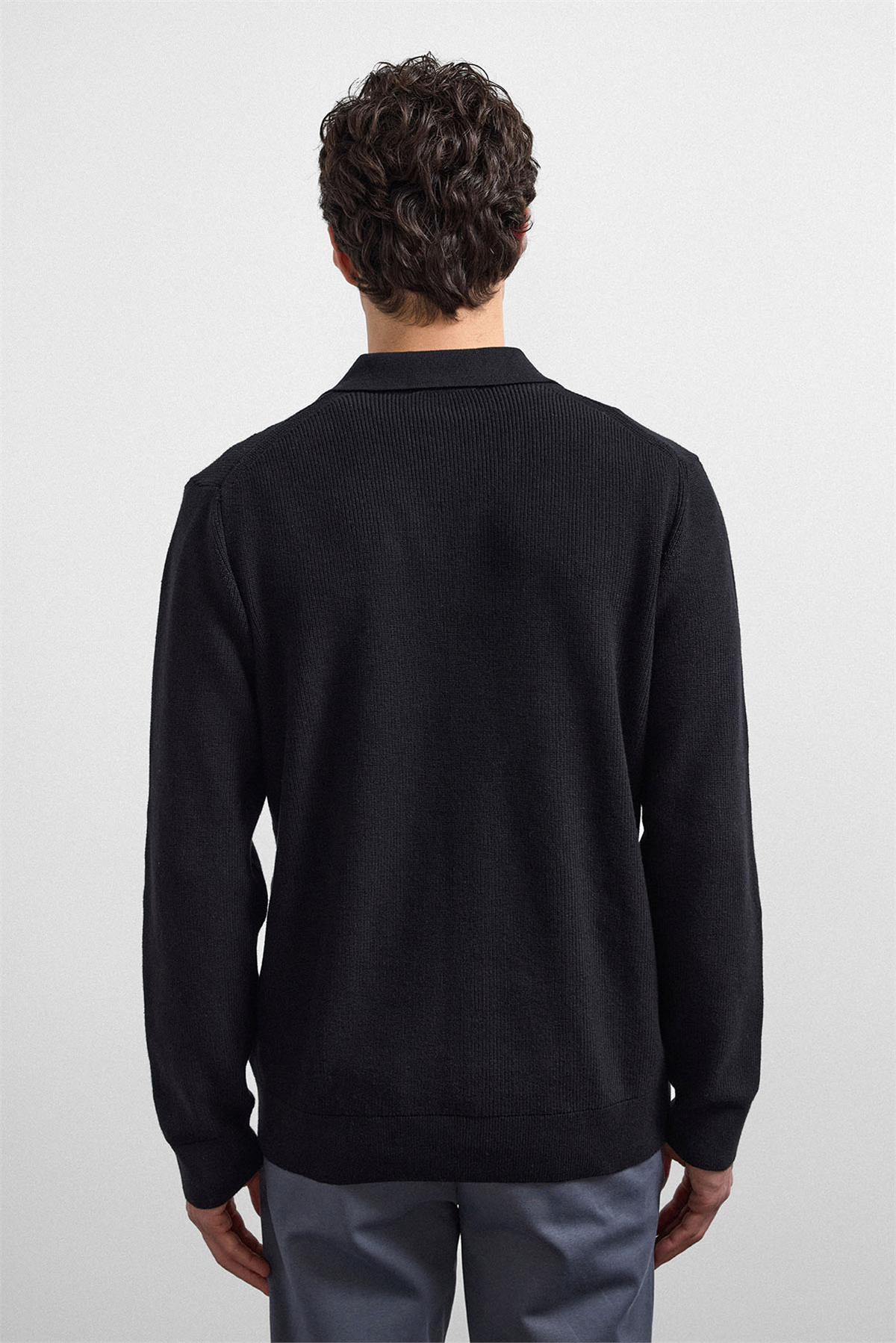 REGULAR FIT DÜĞMELİ HIRKA