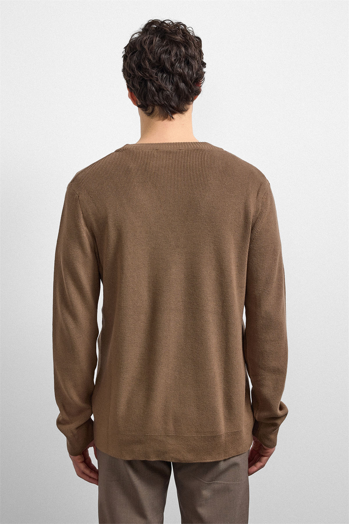 REGULAR FIT DÜĞMELİ HIRKA