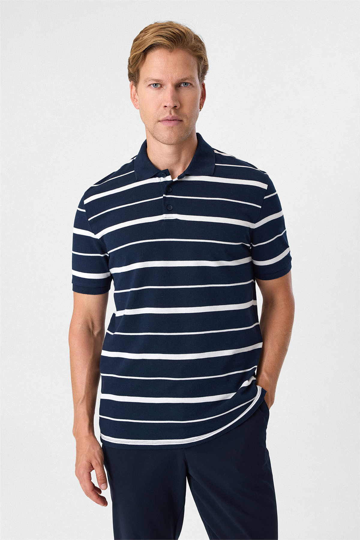 REGULAR FIT DÜĞMELİ POLO YAKA TSHIRT