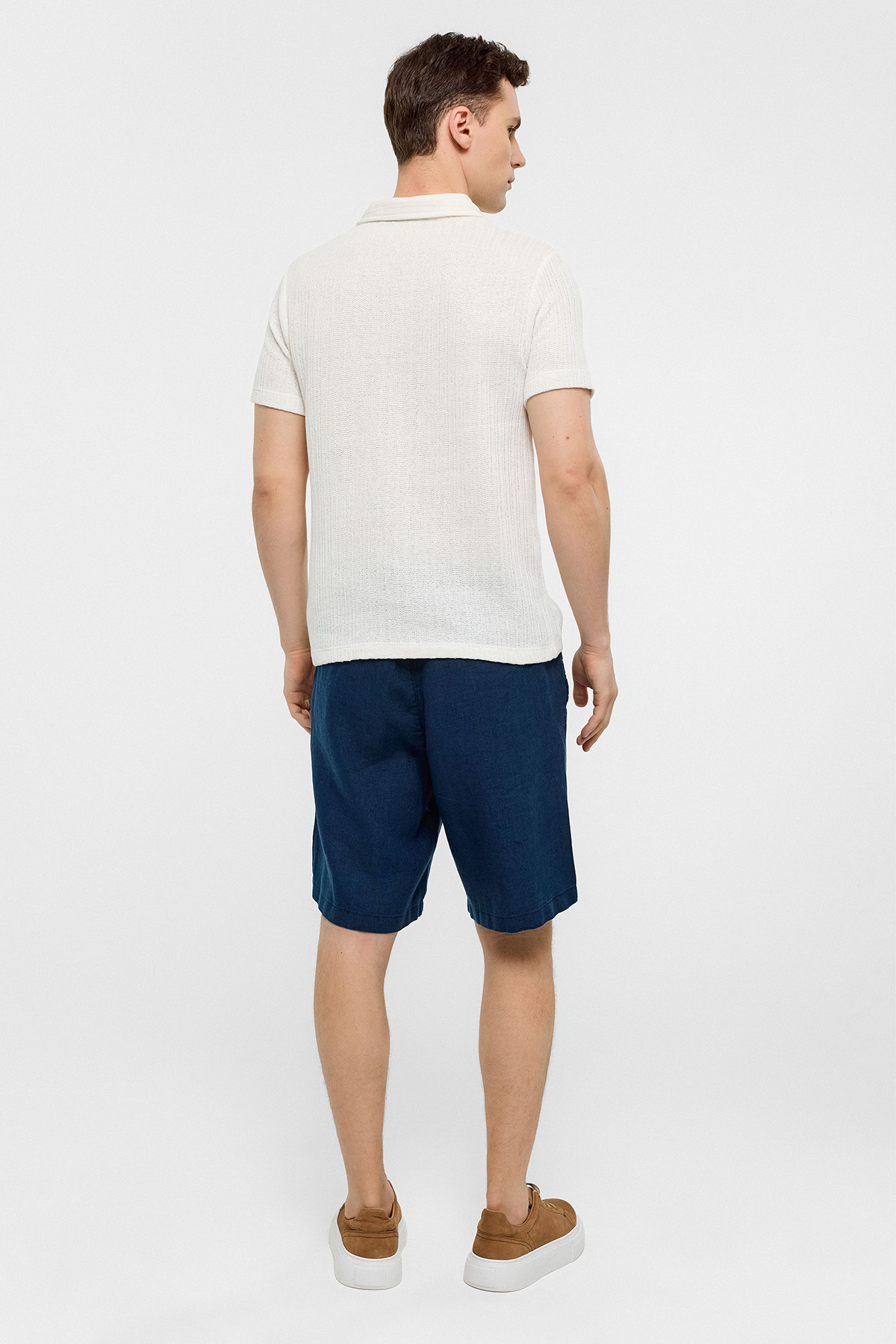 REGULAR FIT DÜĞMESİZ POLO YAKA T-SHIRT