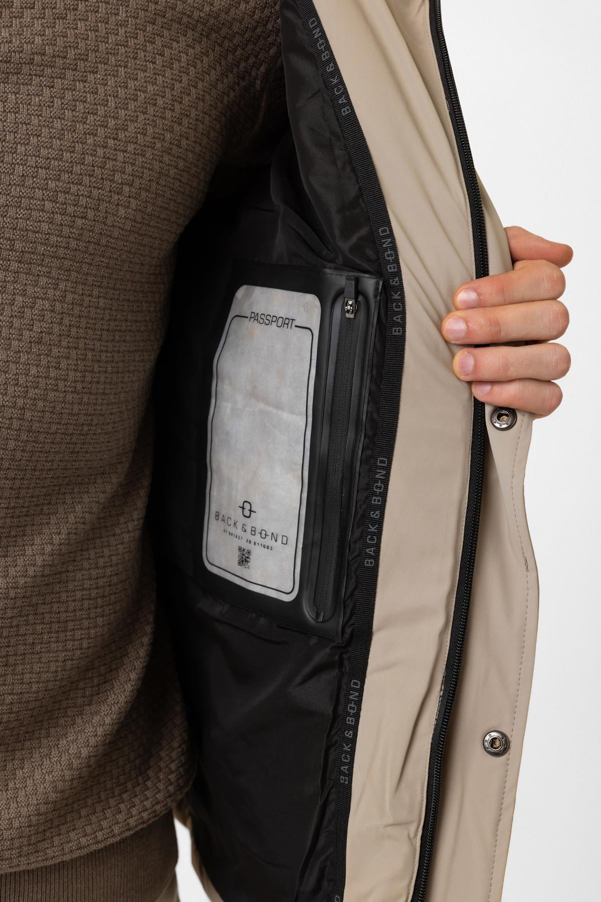 Regular Fit Puffer Kapüşon Kürklü Mont