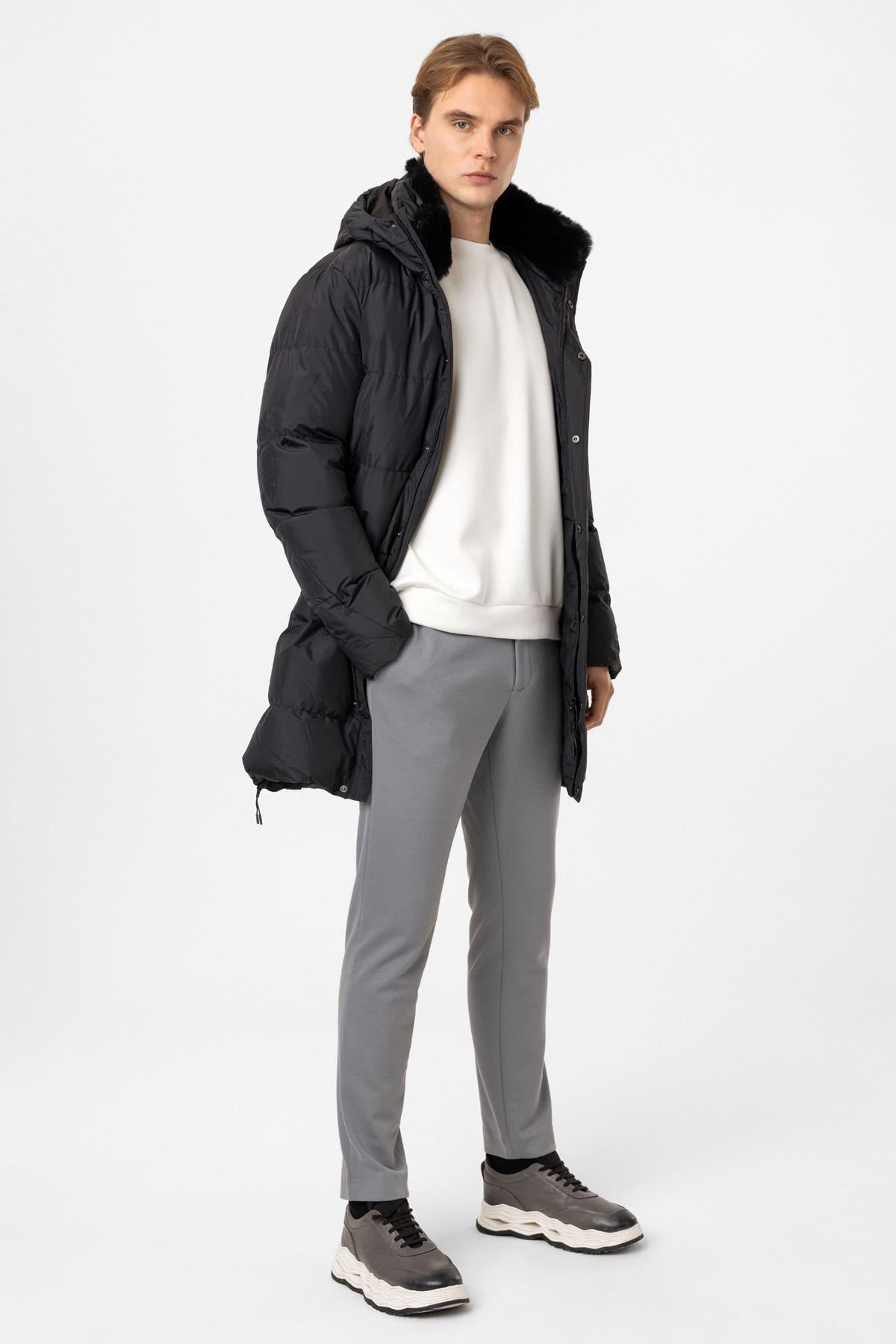 Regular Fit Puffer Yaka İçi Kürk Detaylı Kapüşon Mont