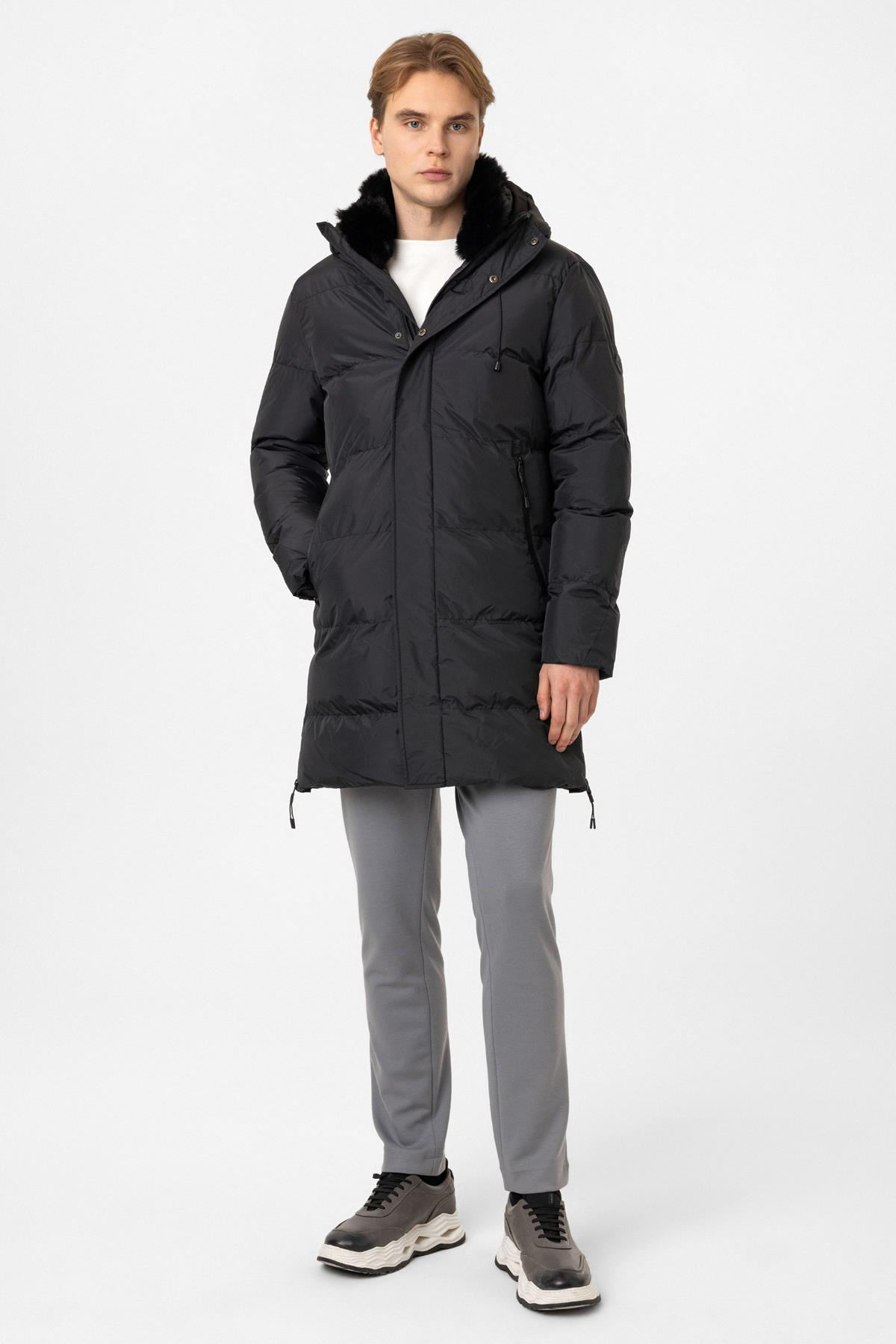 Regular Fit Puffer Yaka İçi Kürk Detaylı Kapüşon Mont