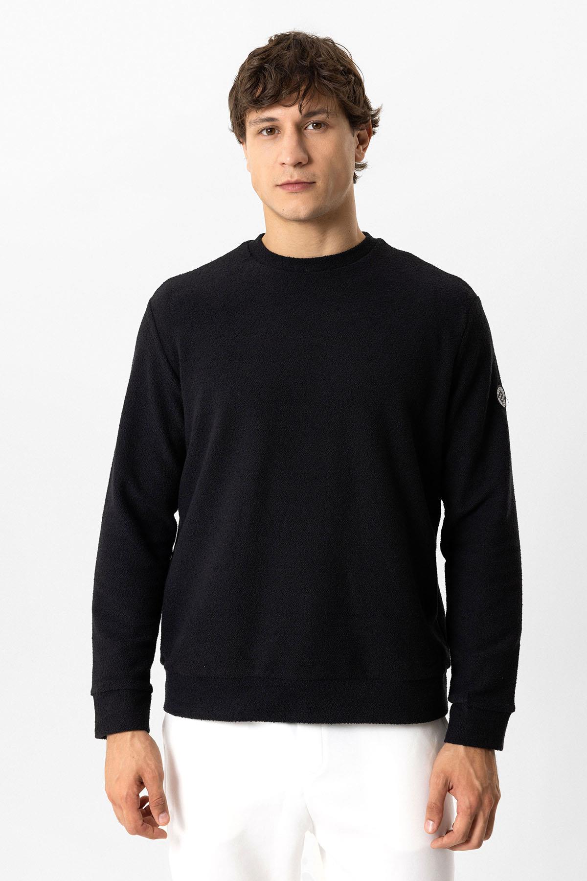 Siyah Regular Fit Pamuklu Yumuşak Dokulu Bisiklet Yaka Sweatshirt