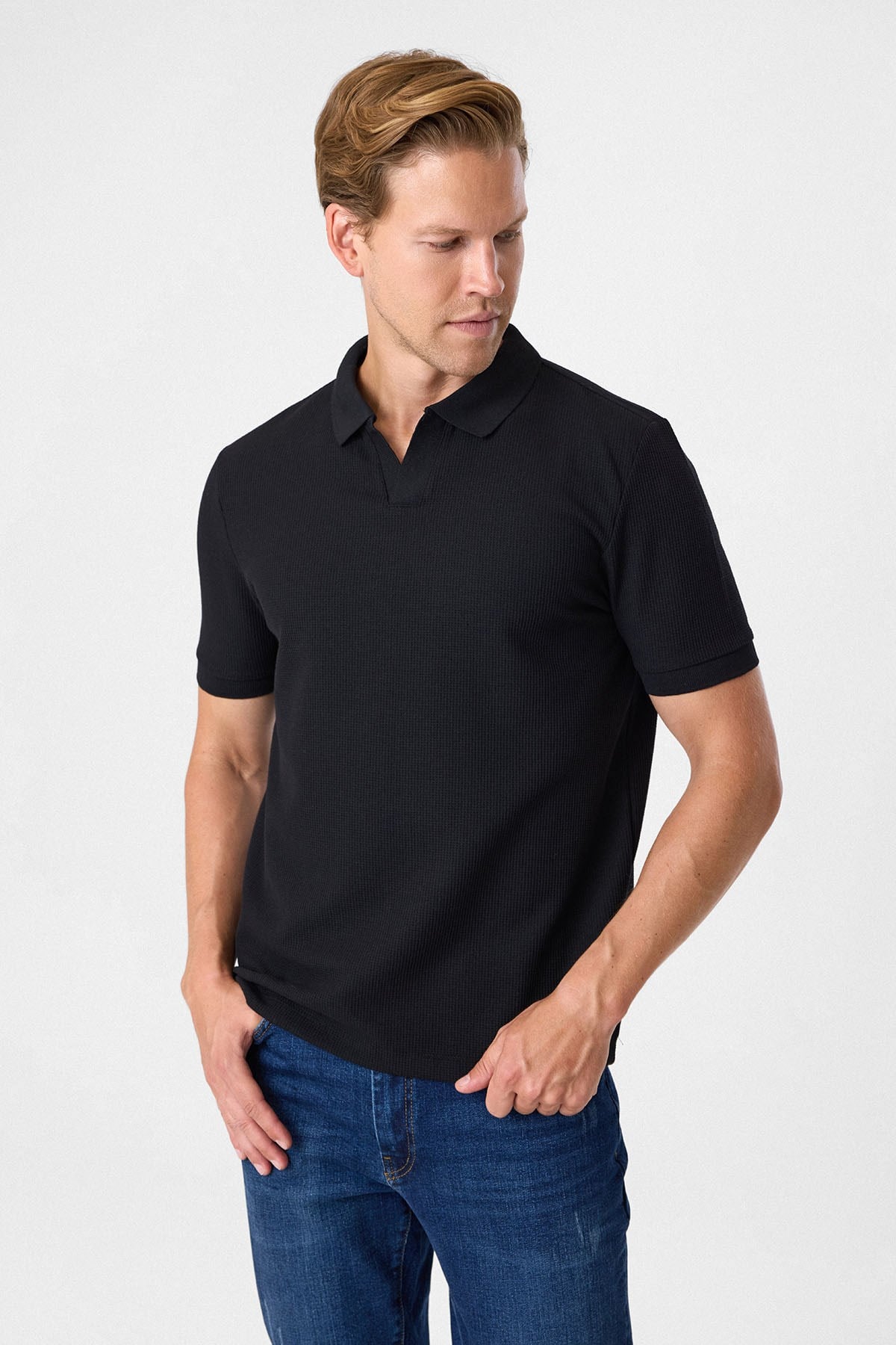V PATLI POLO YAKA WAFFLE T-SHIRT