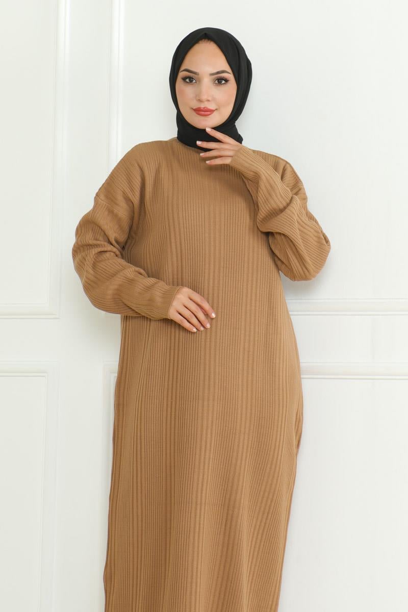 Dokulu Triko Tesettür Elbise CAMEL