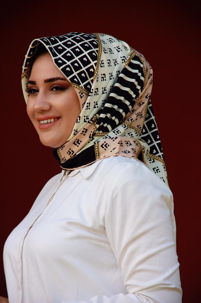 Moda Trend Desenli Eşarp Pudra