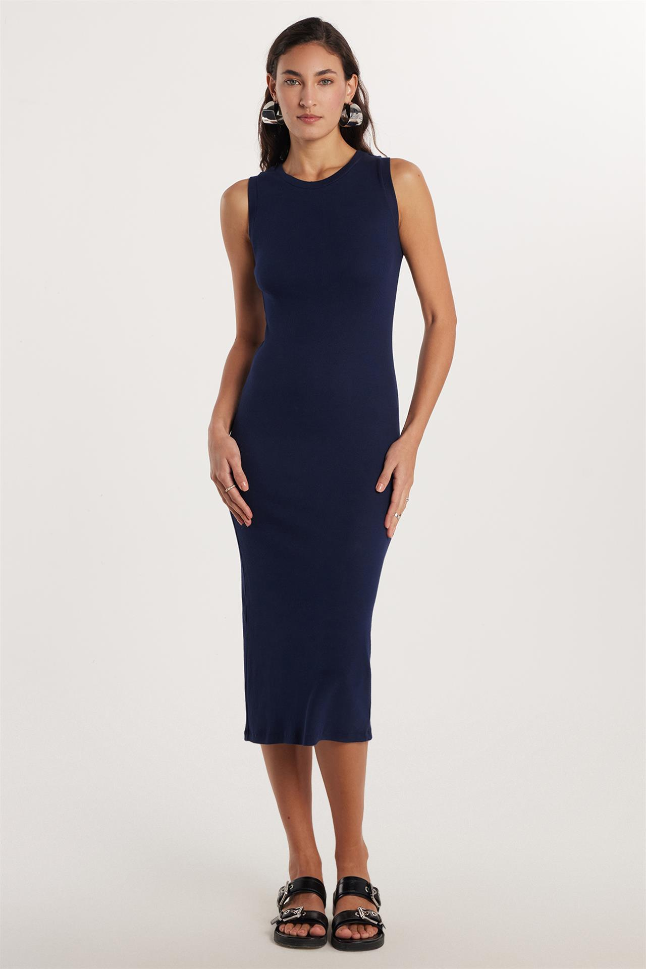 Kadın Slim Fit Dar Kesim Modal Bisiklet Yaka Sıfır Kol Maxi Lacivert Elbise