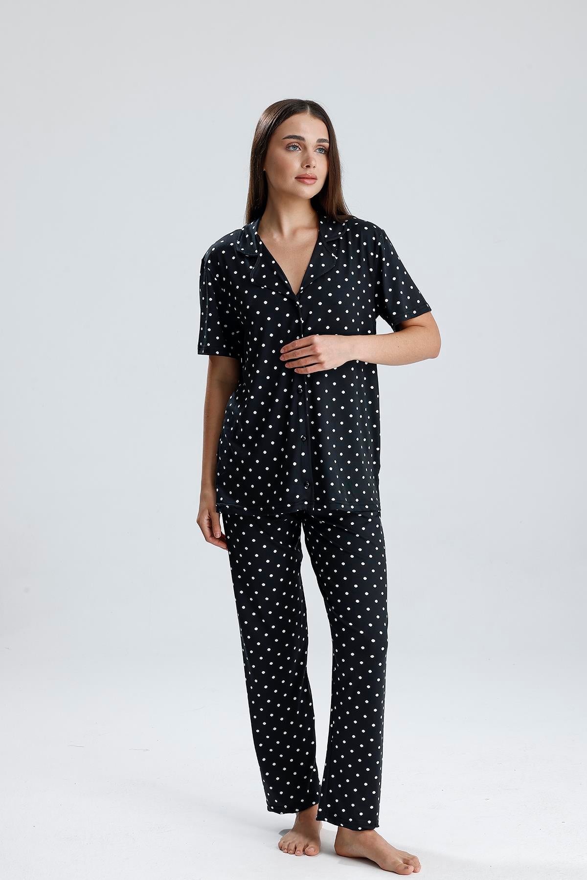 Kadın Puantiye Desen Önden Düğmeli Pijama Takım | Siyah 