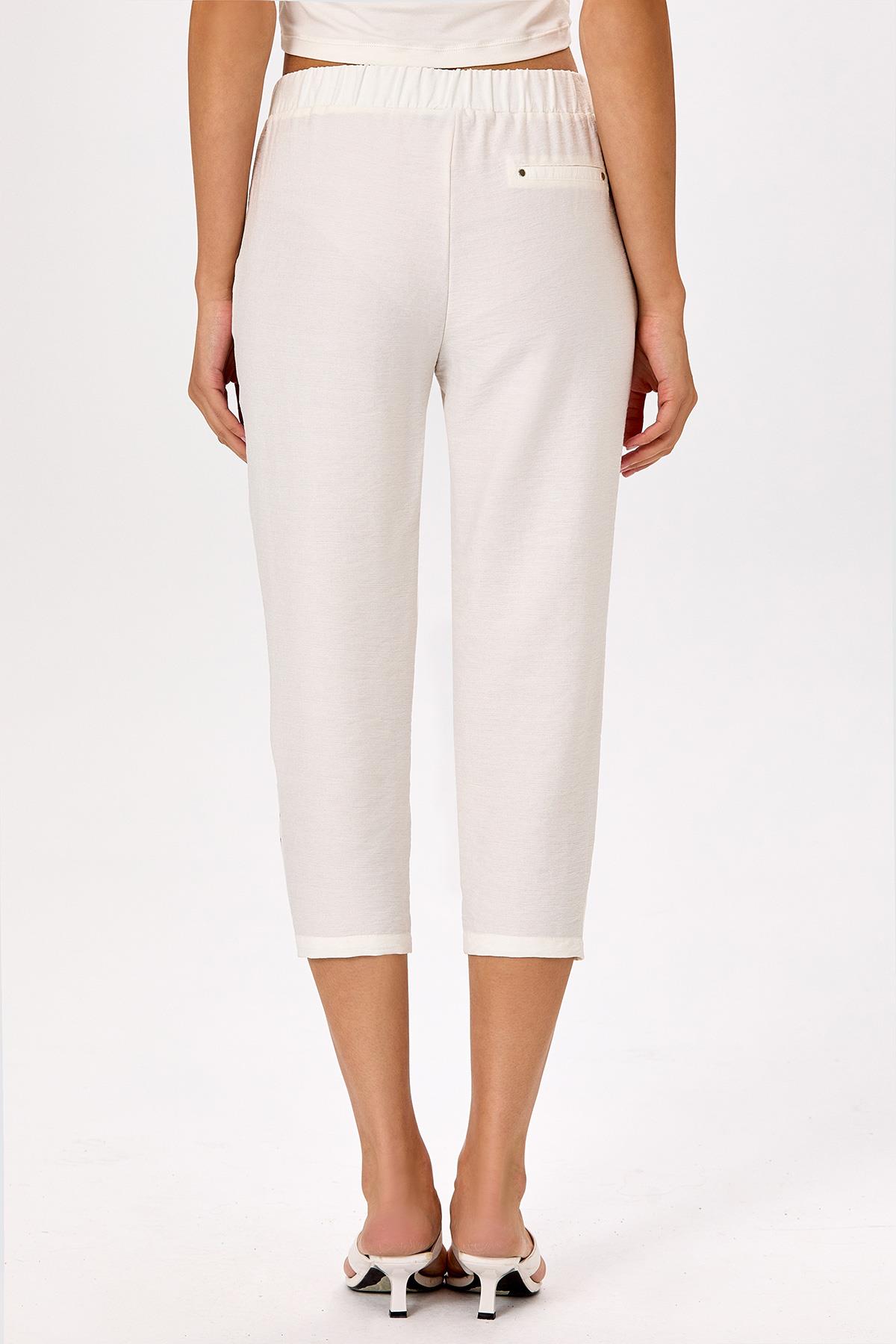 Beli Lastikli Paçası Metal Aksesuarlı Cepli Pantolon 025-3510